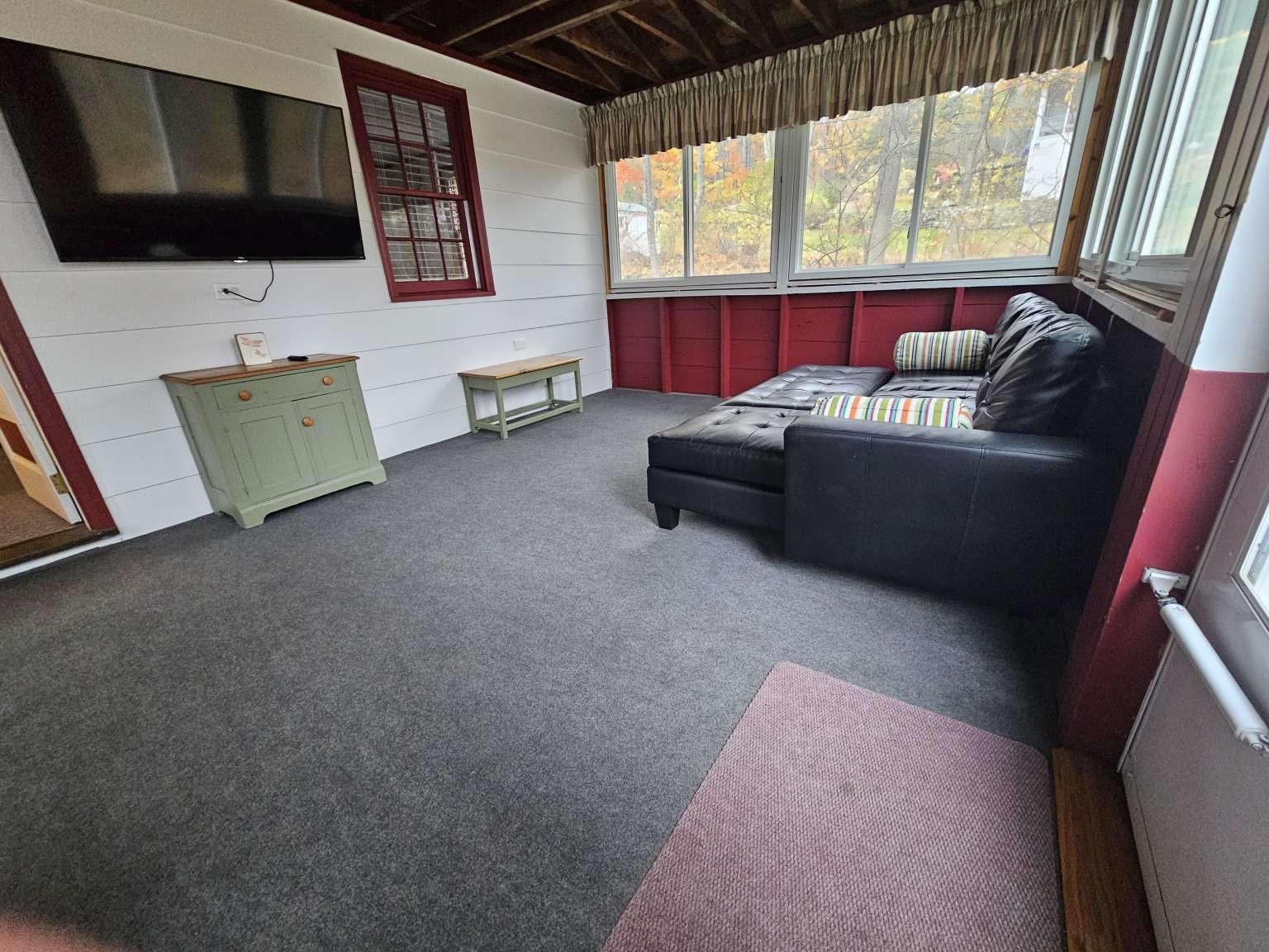 main property photo 14