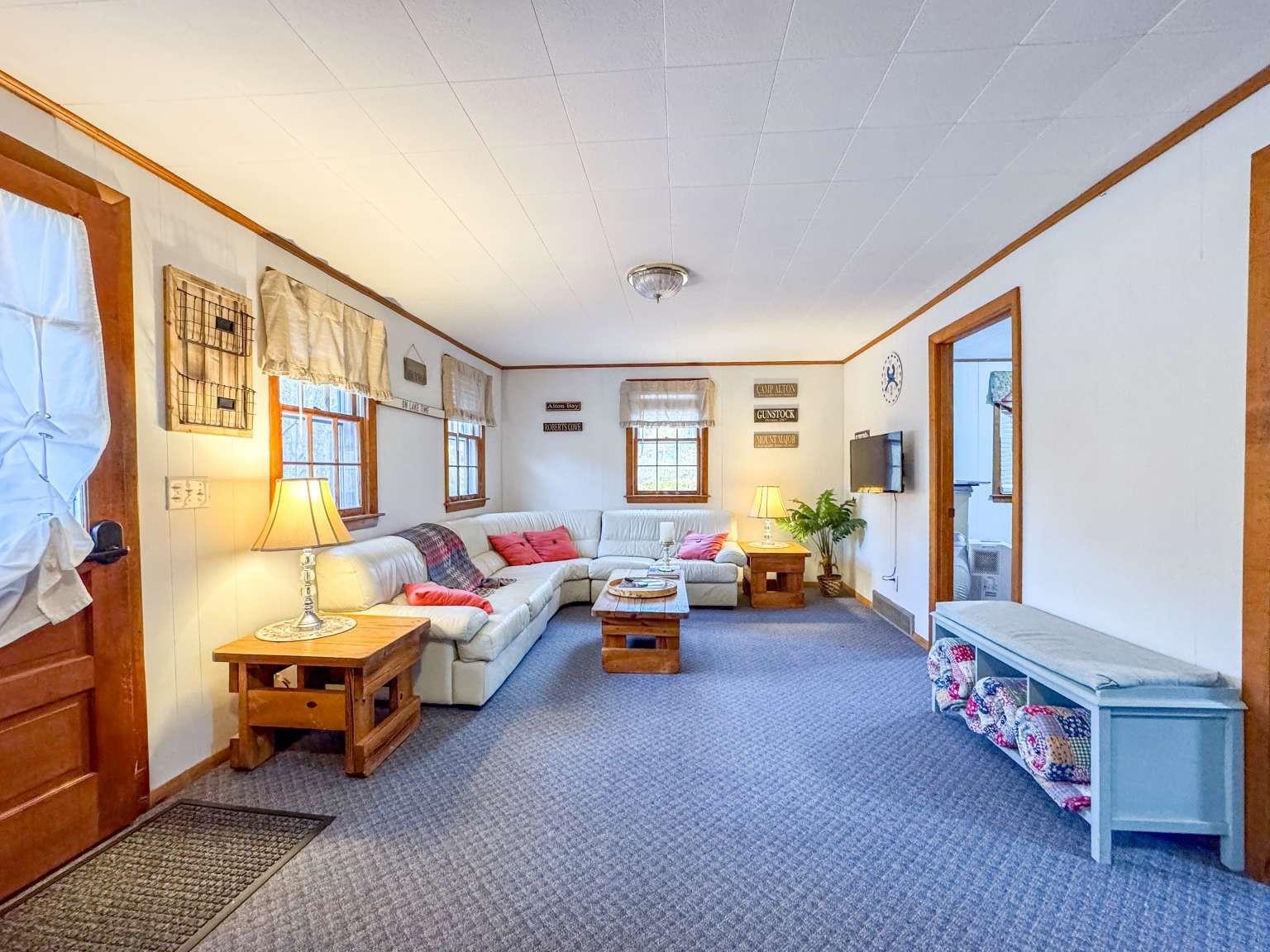 main property photo 4