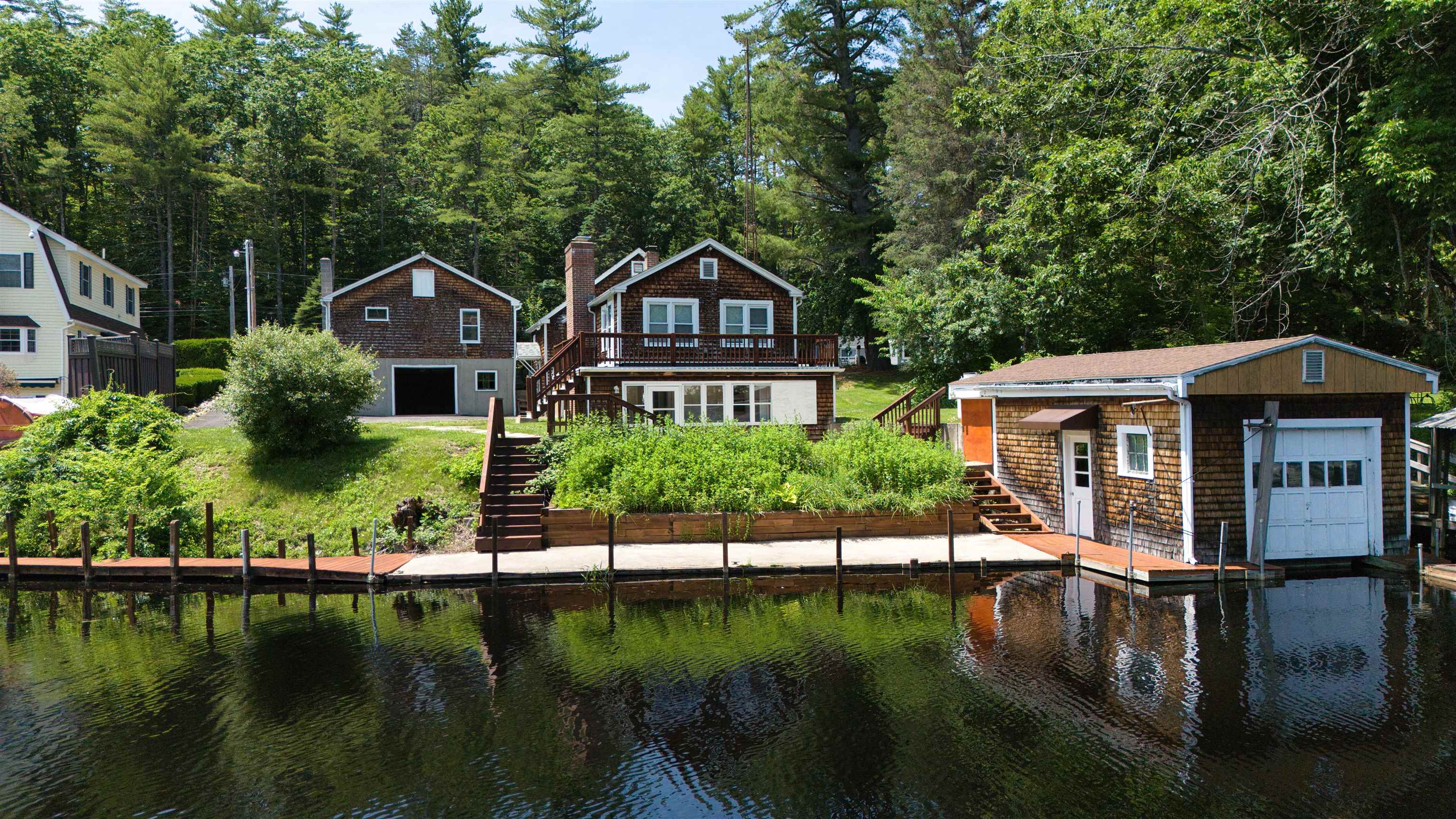 main property photo 51