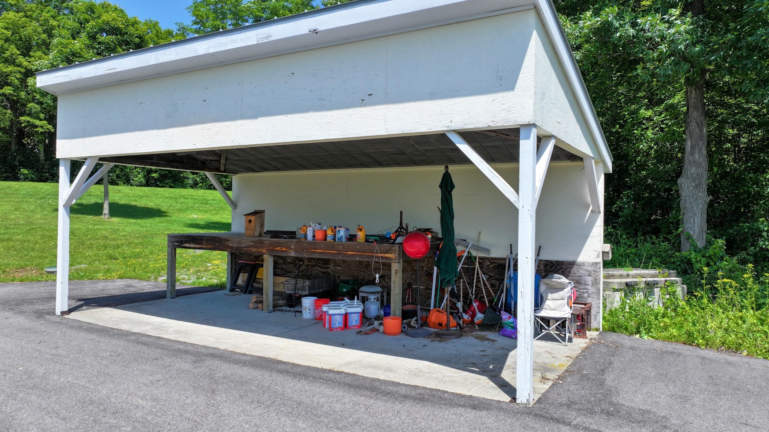 main property photo 9