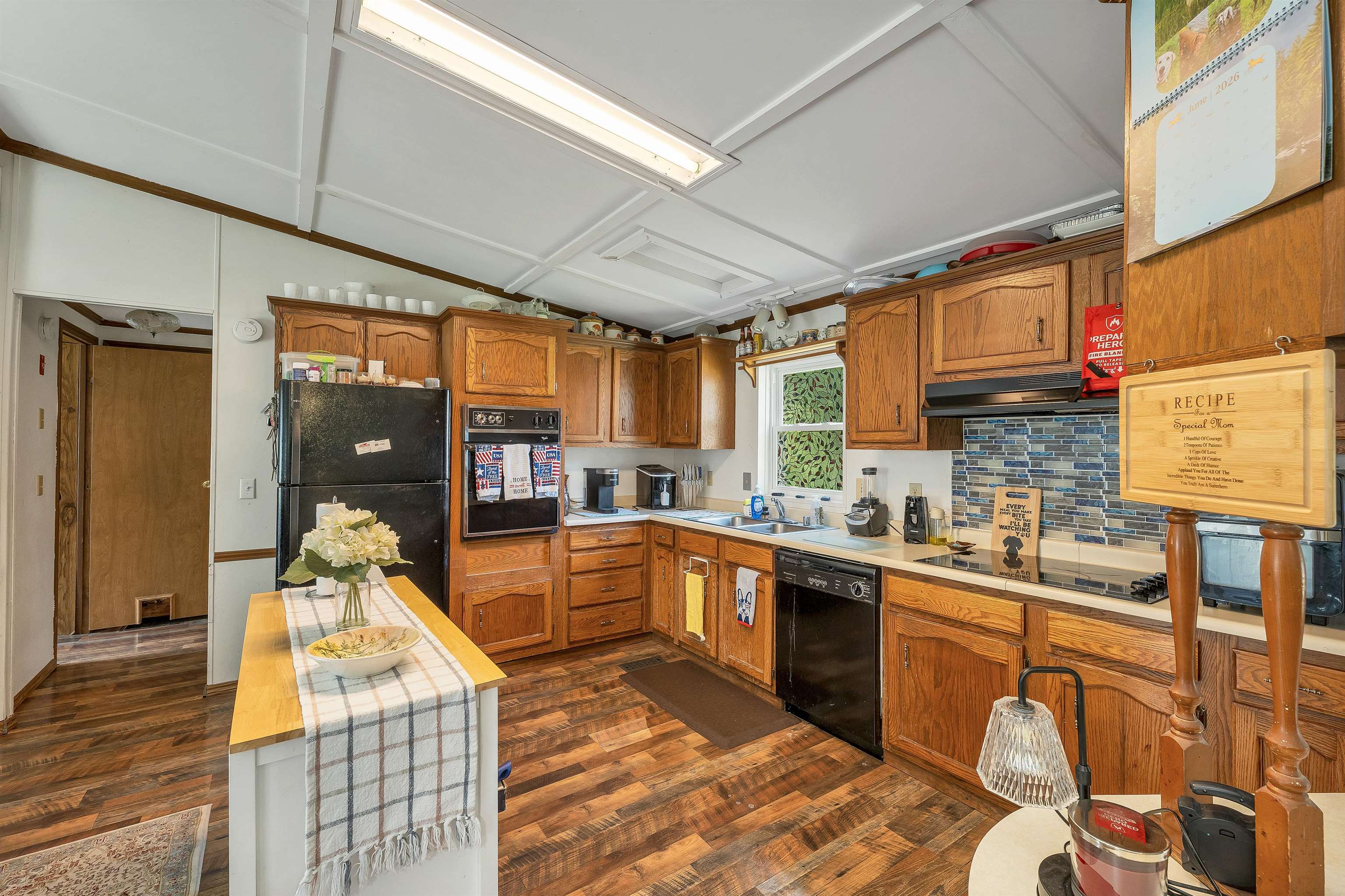 main property photo 14