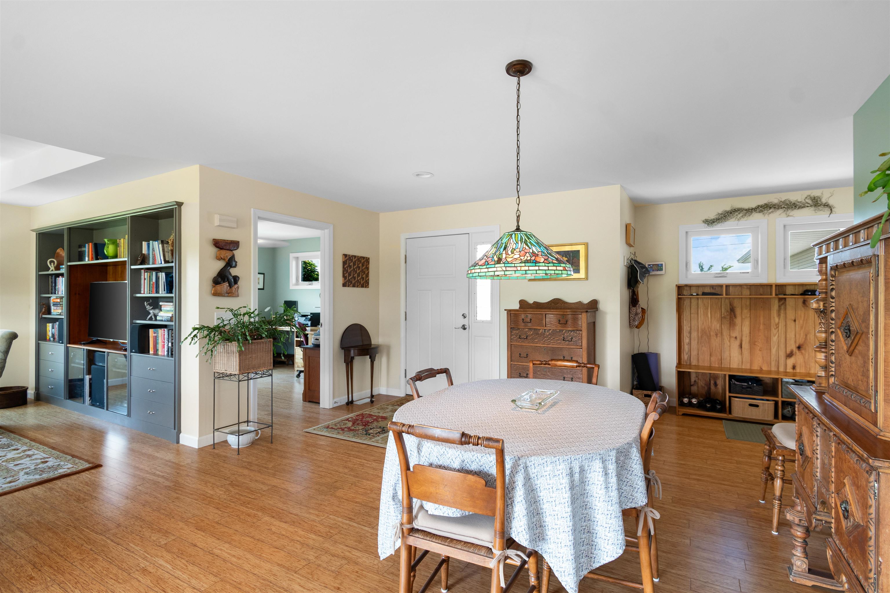 main property photo 40