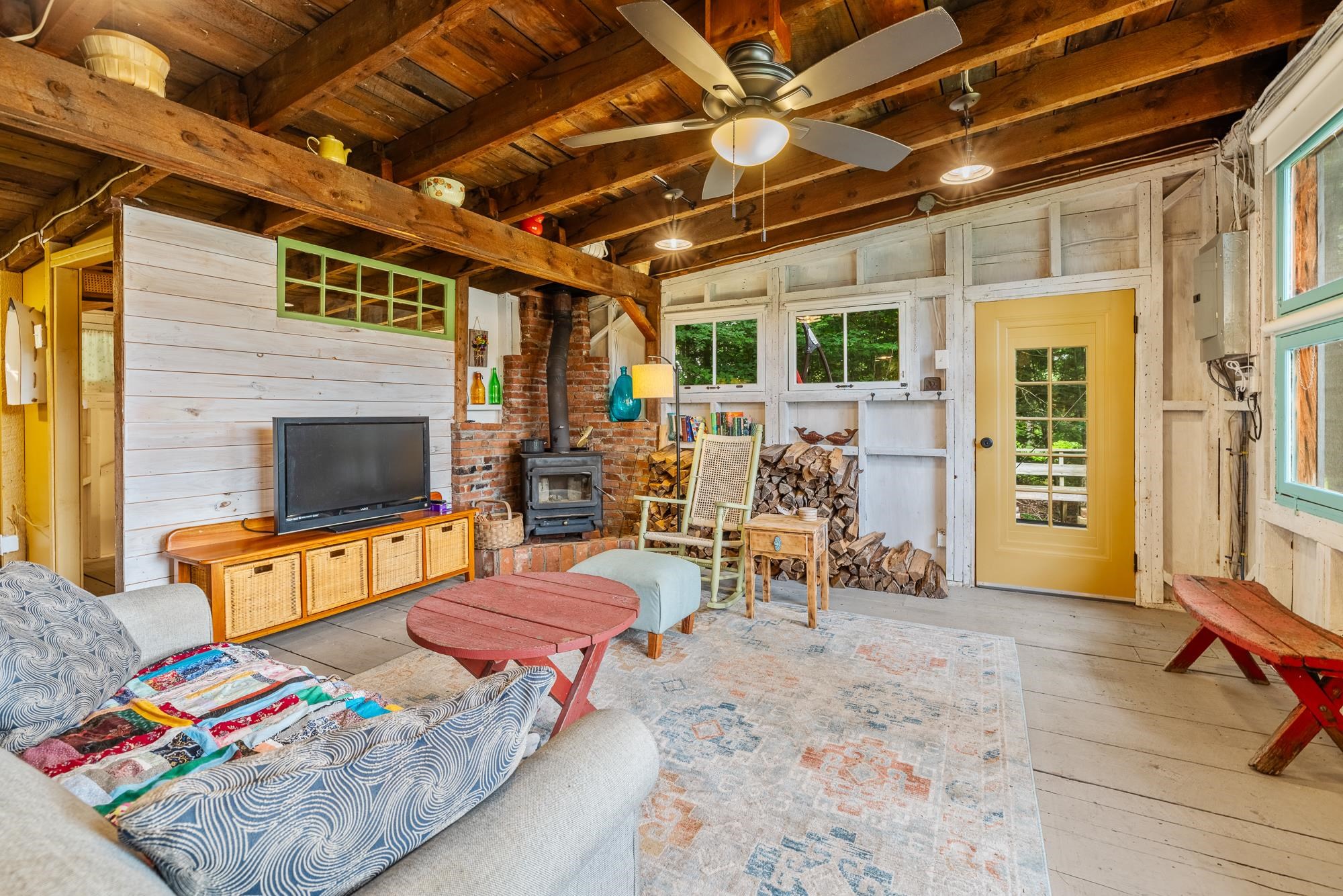 main property photo 9