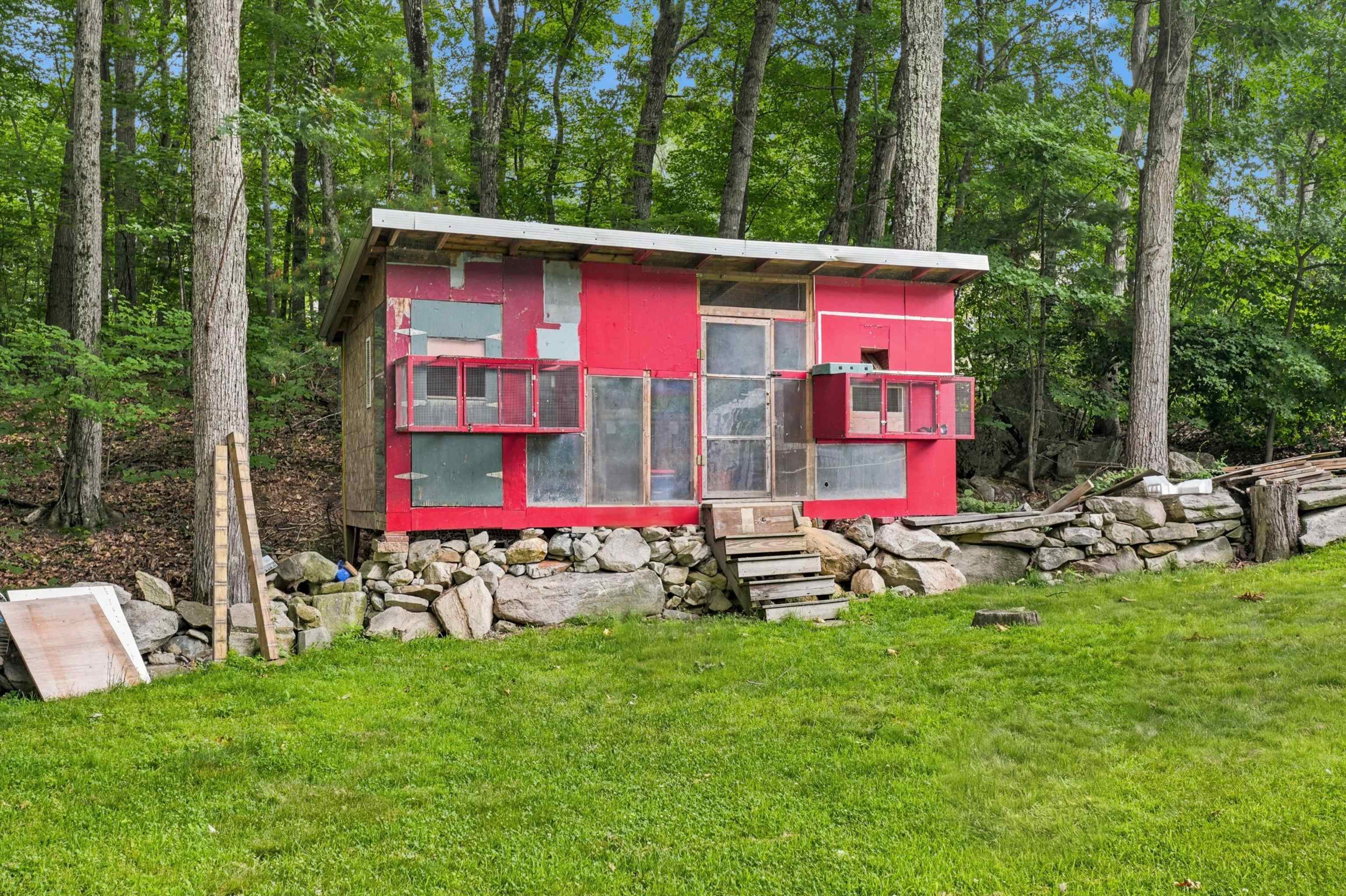 main property photo 22