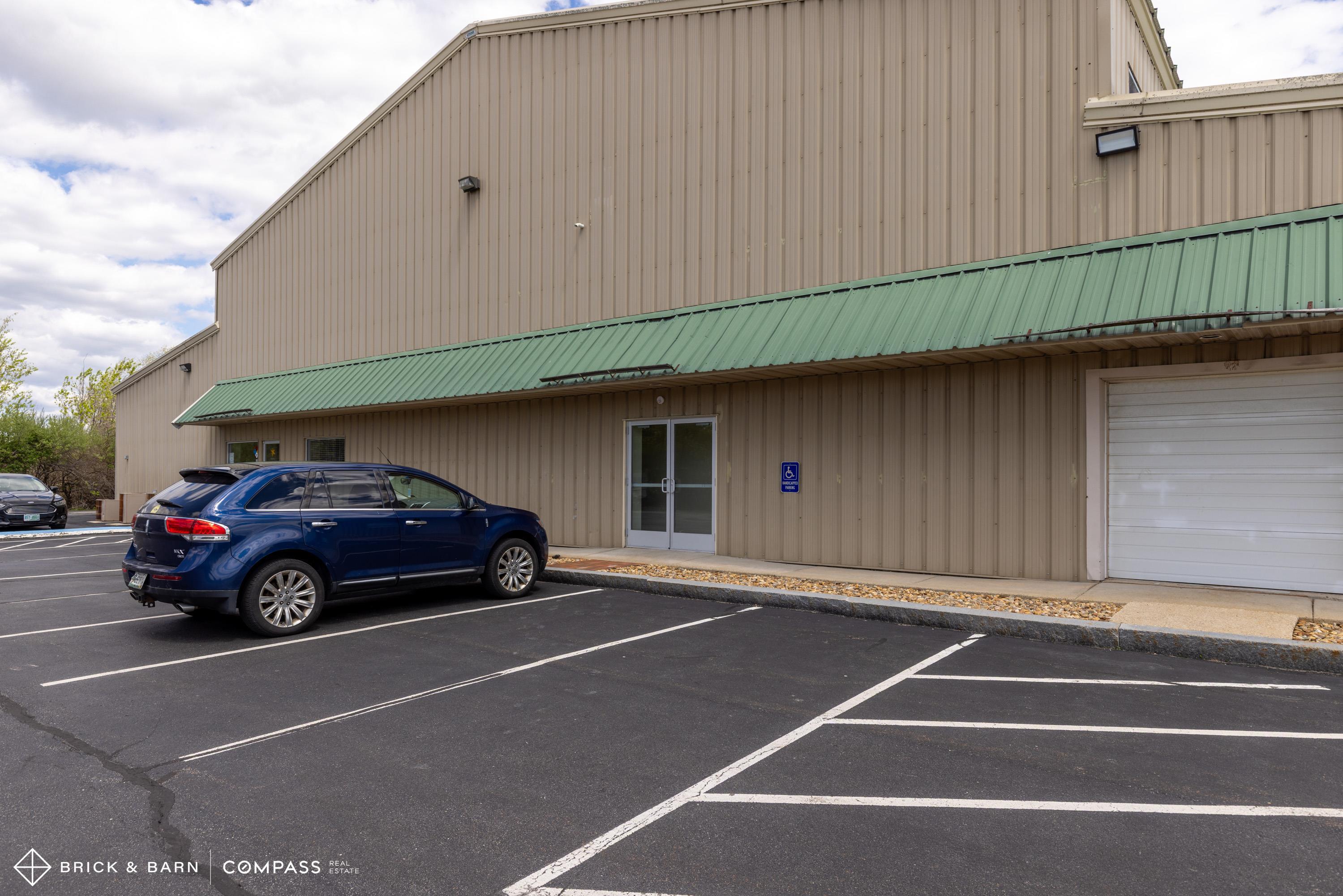 main property photo 6