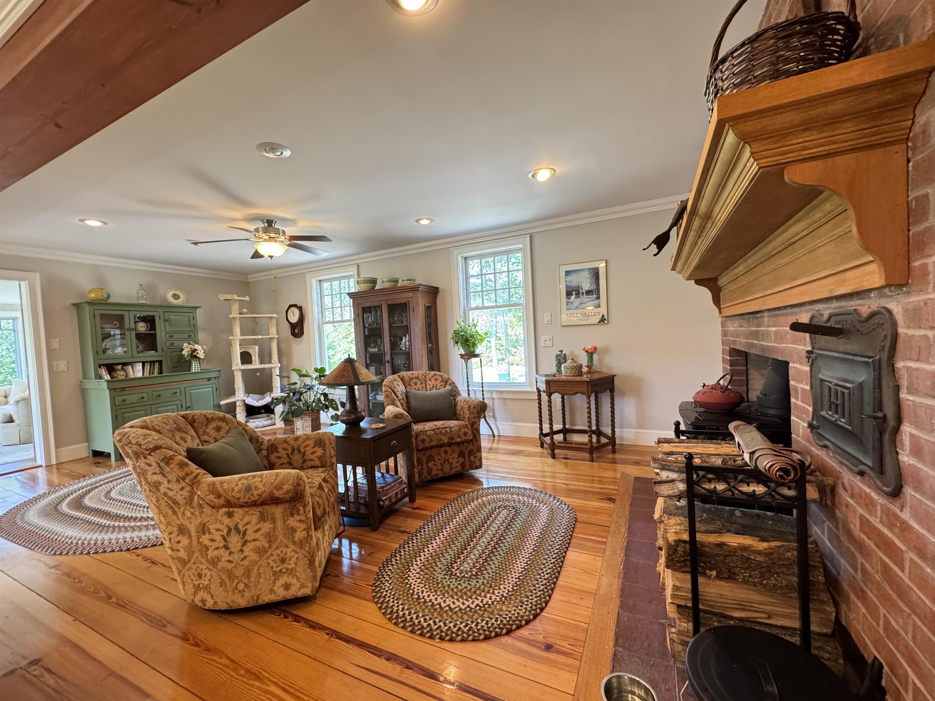 main property photo 14