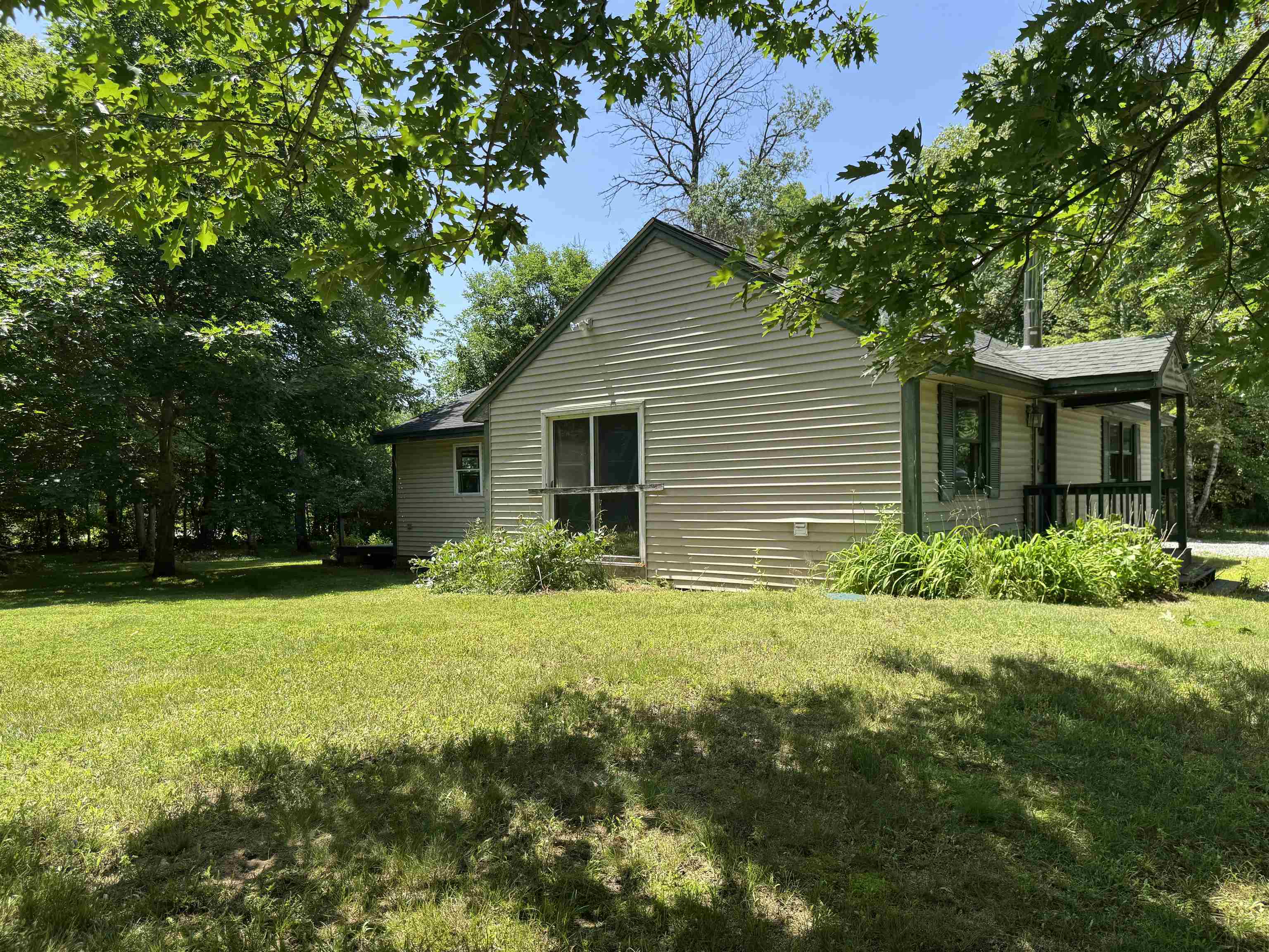 main property photo 38