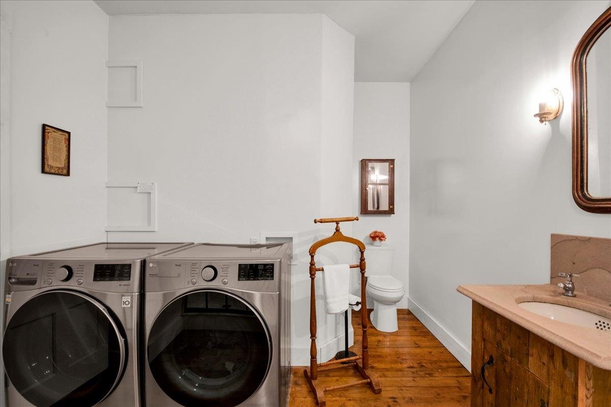 main property photo 43