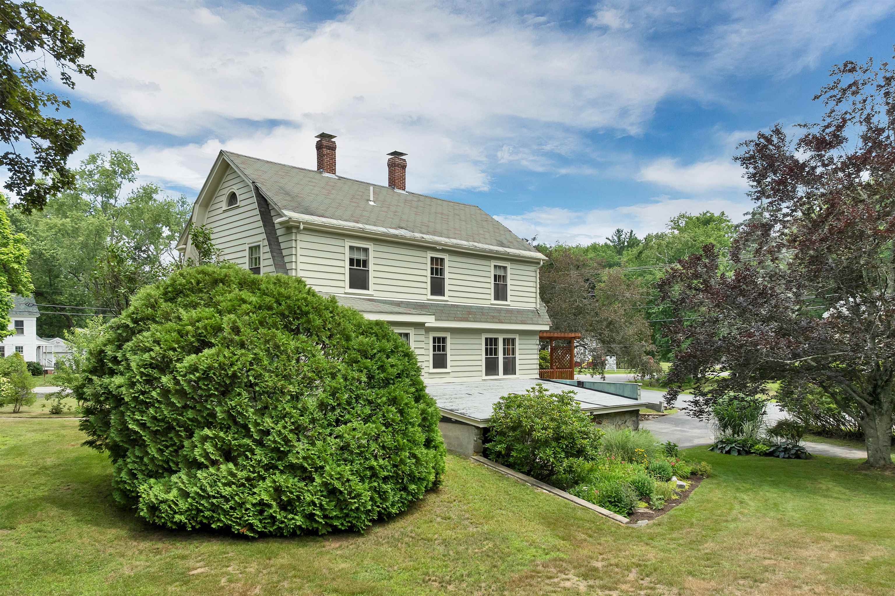 main property photo 46