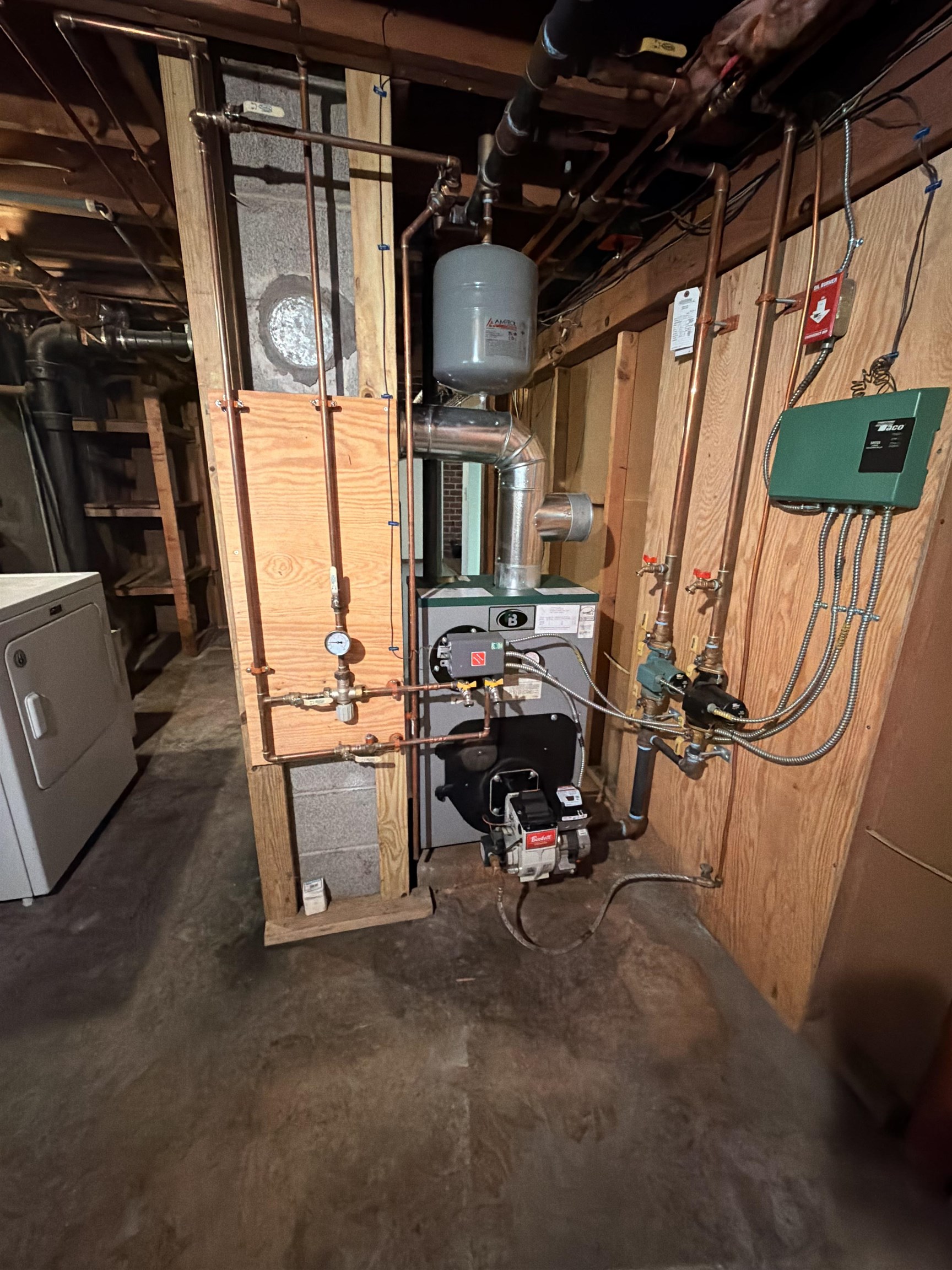 main property photo 28