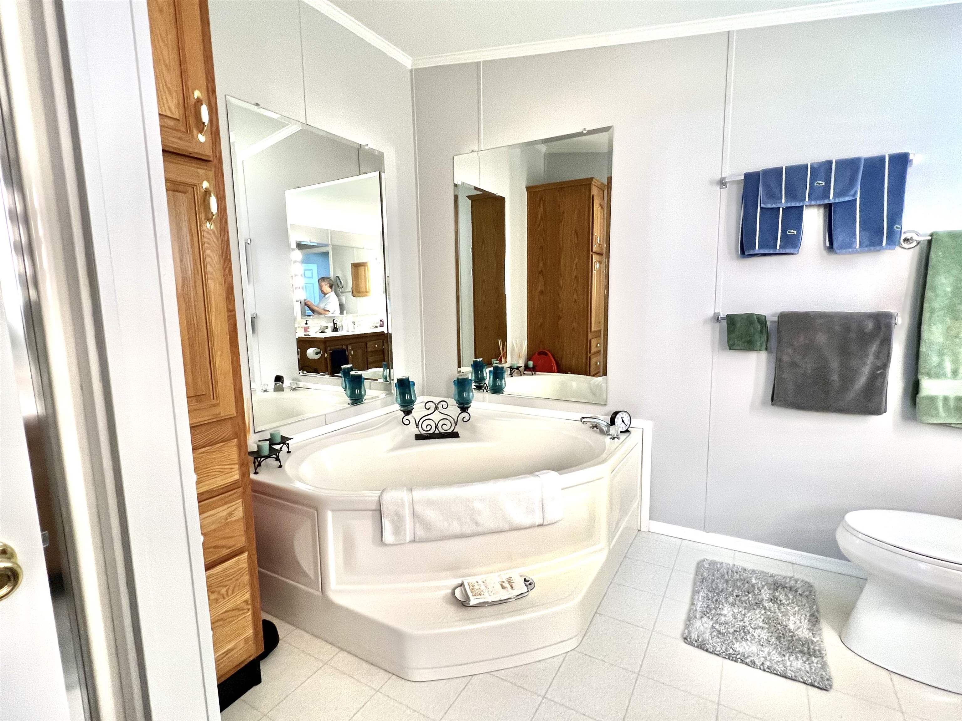 main property photo 12