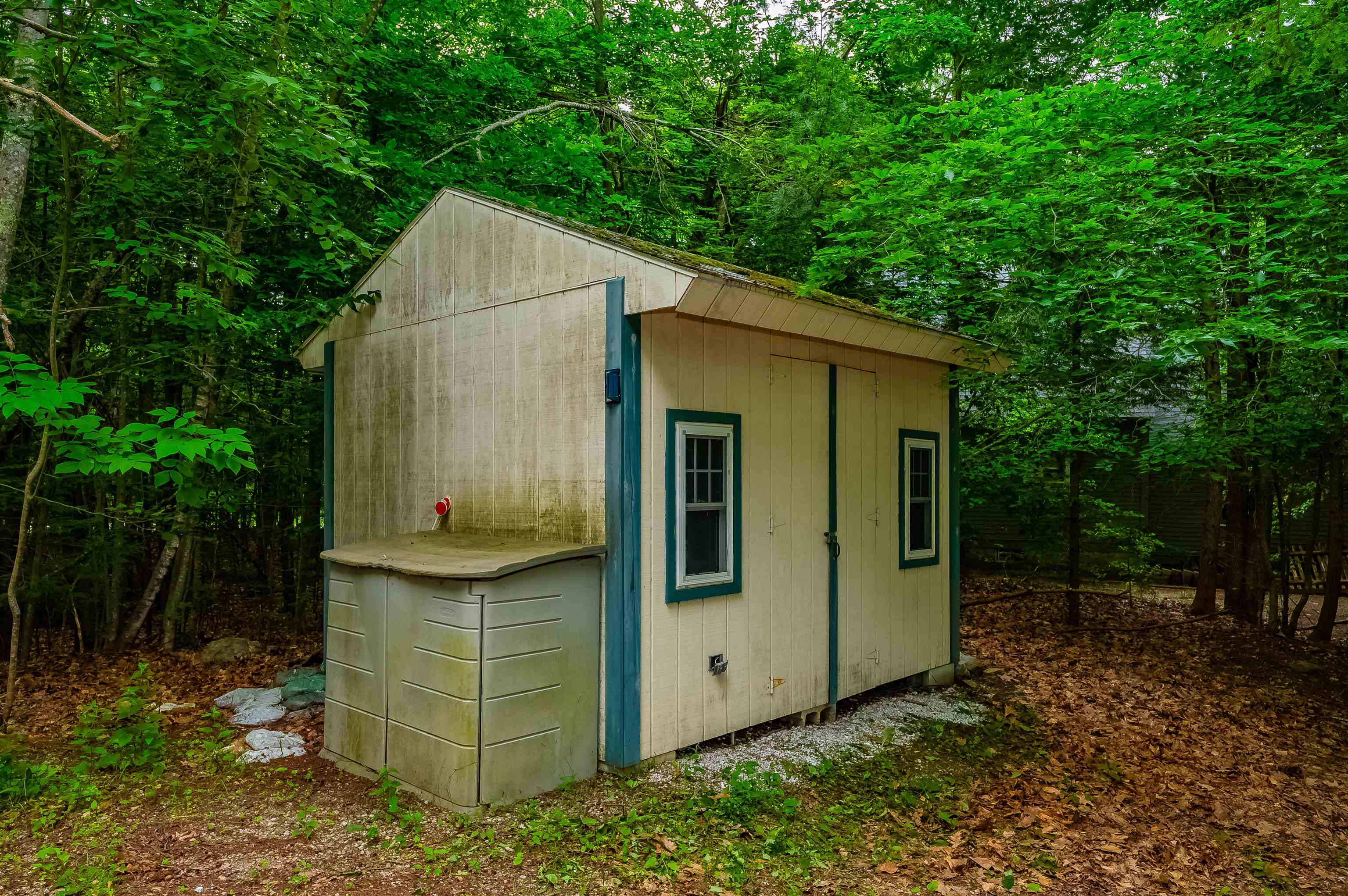 main property photo 30