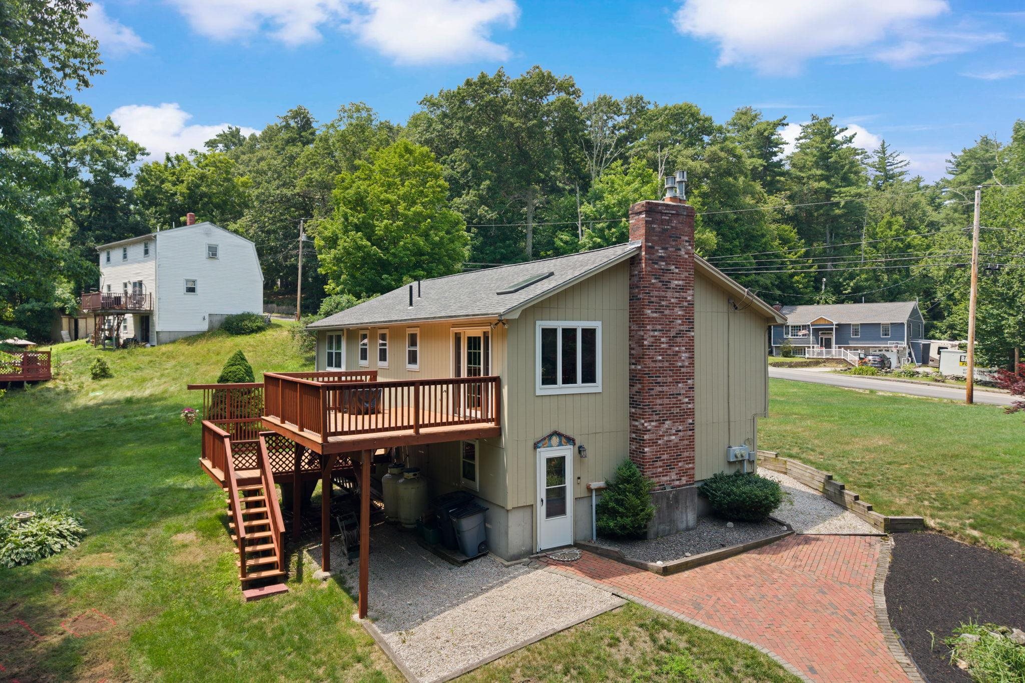 main property photo 5