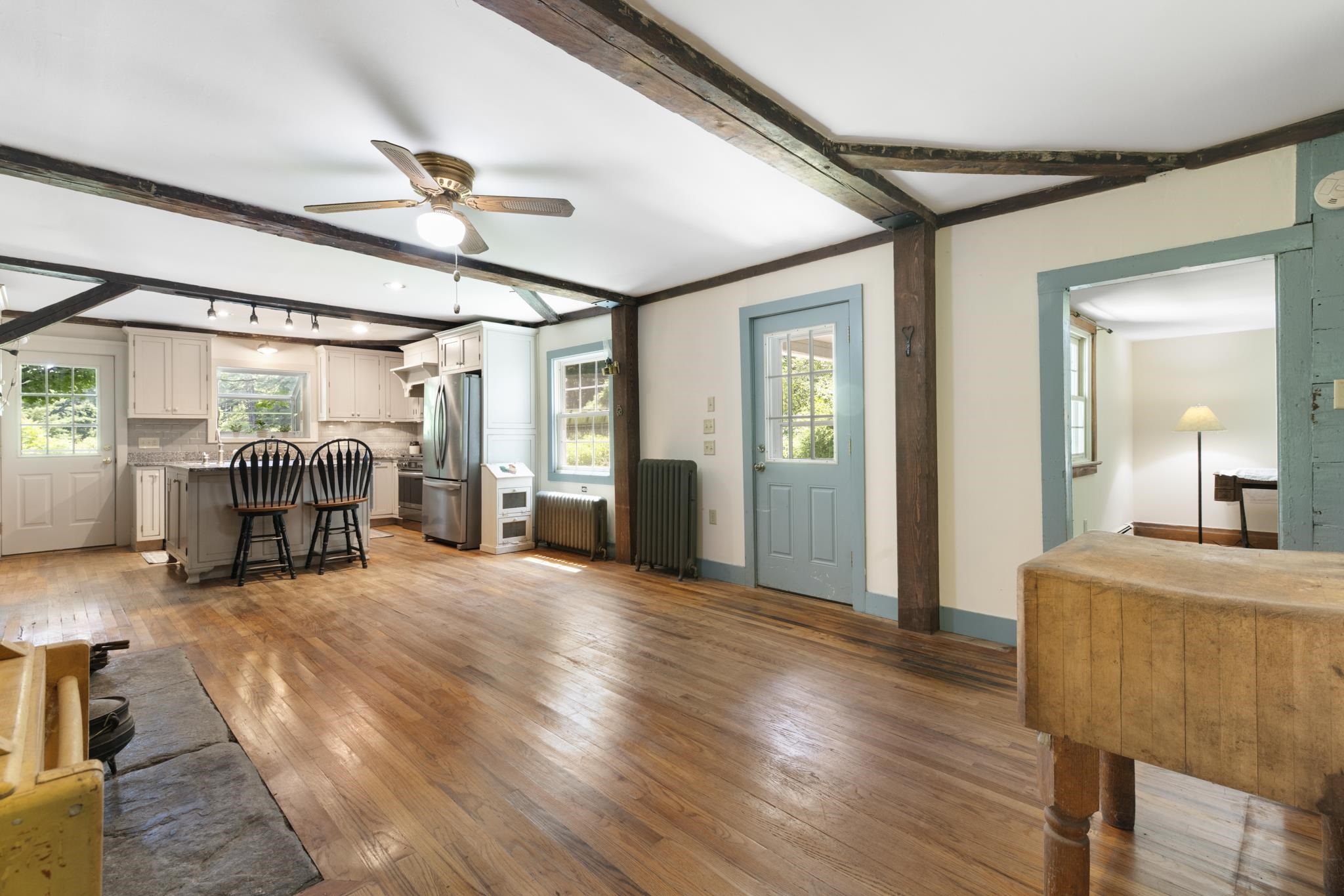 main property photo 14
