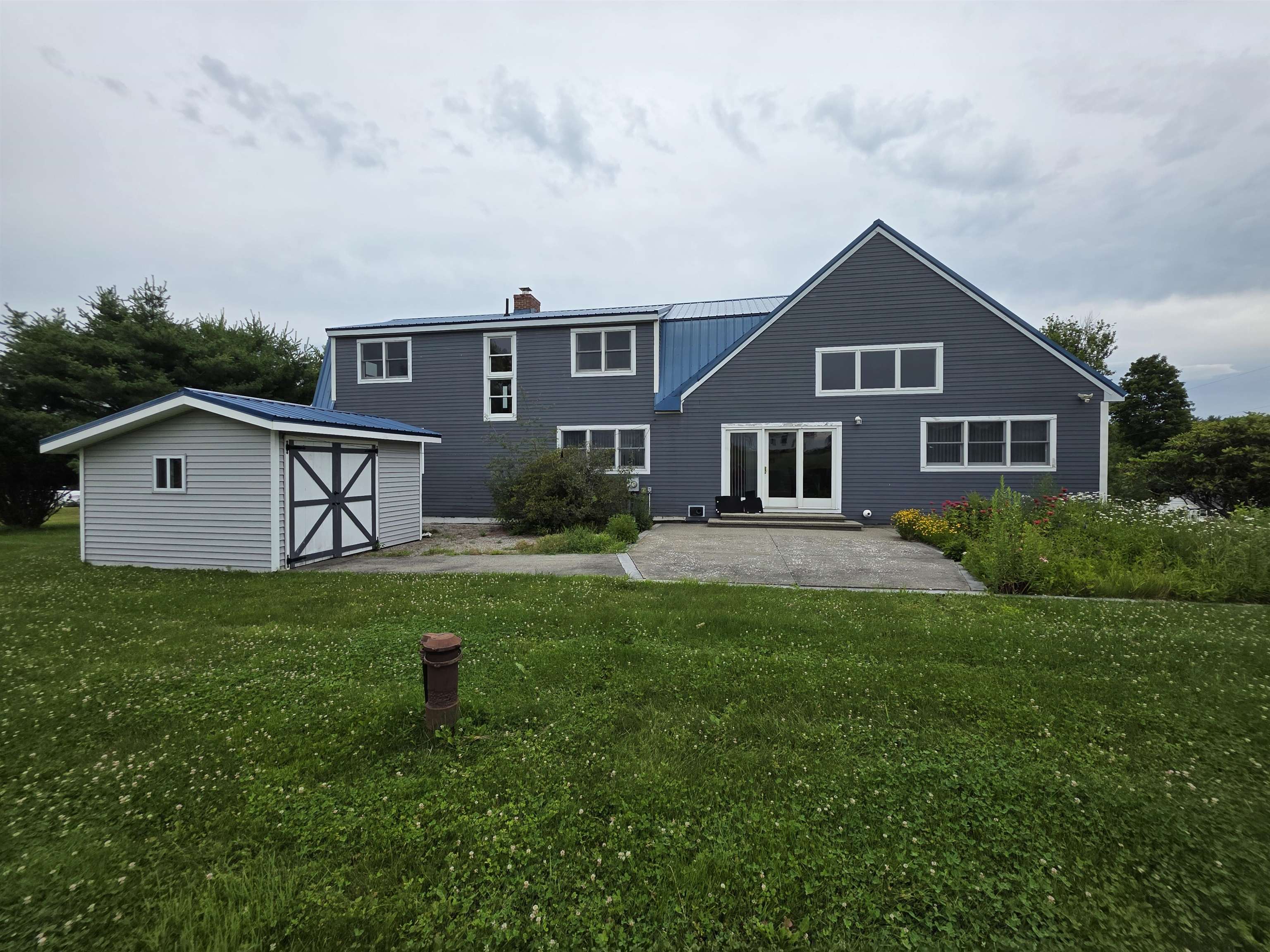 main property photo 3