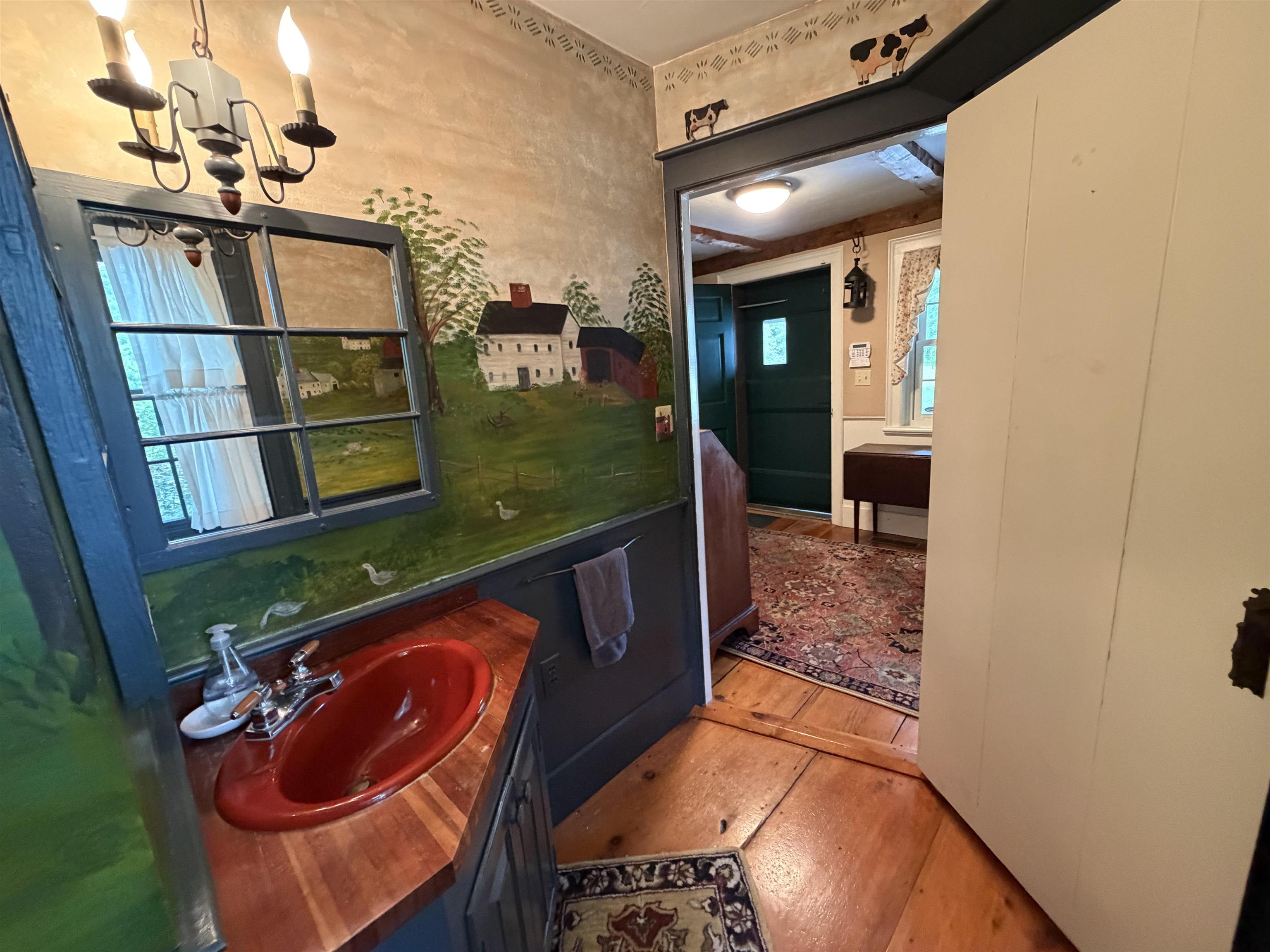 main property photo 13