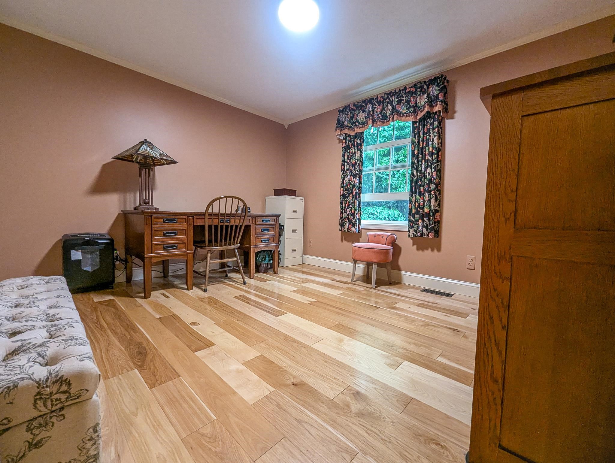main property photo 30