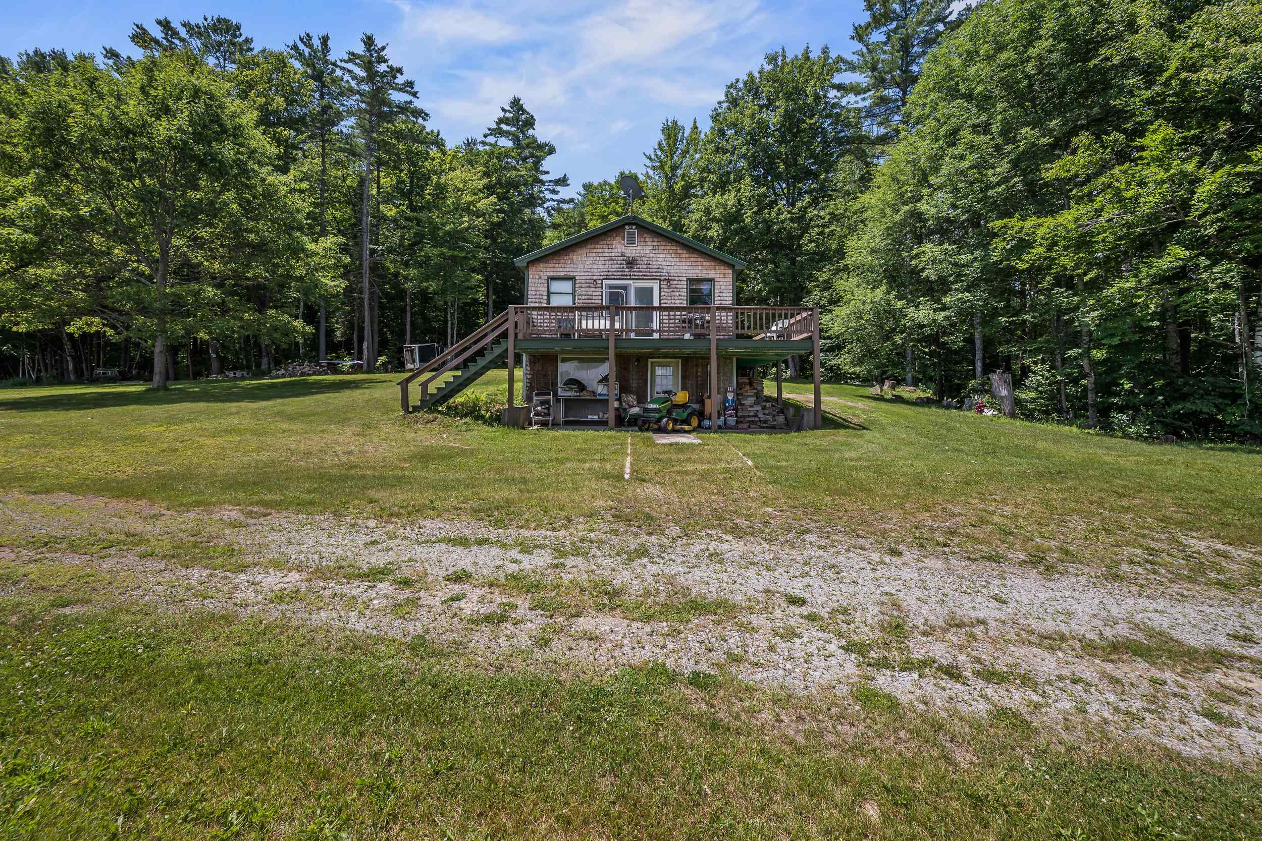 main property photo 39