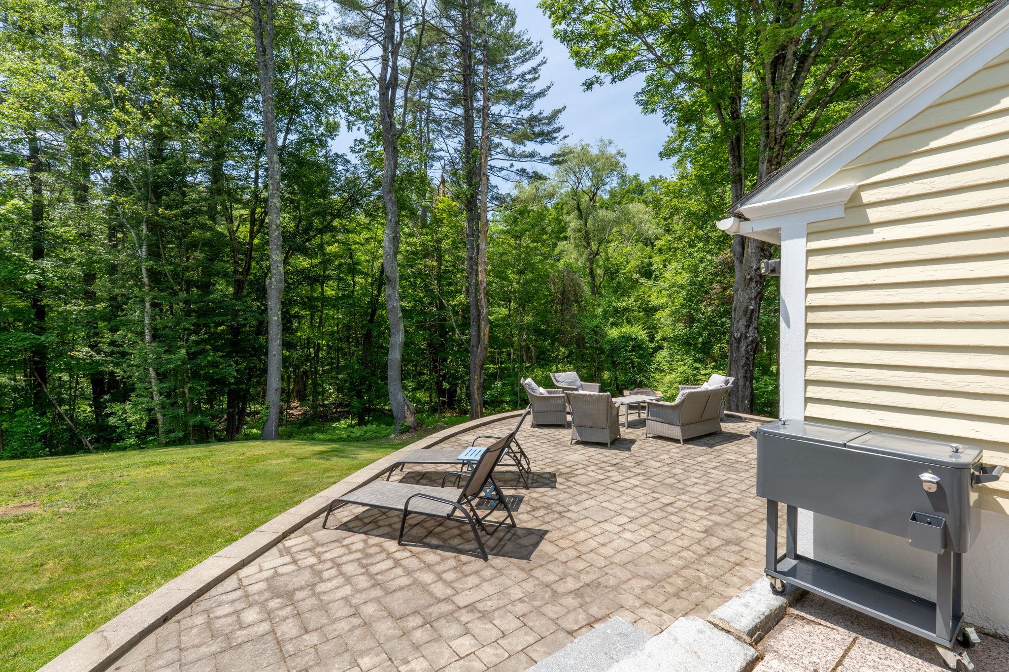 main property photo 51