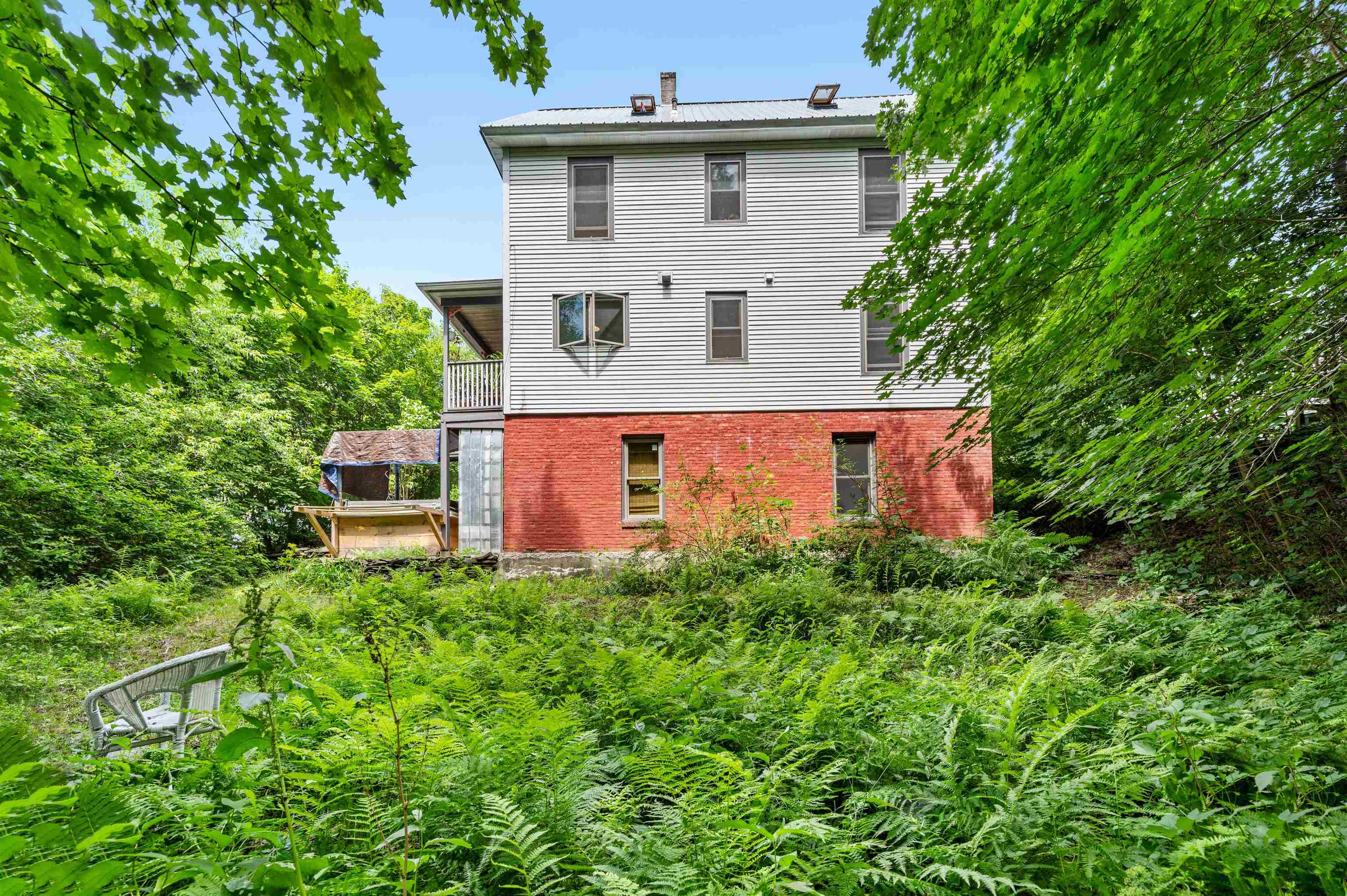 main property photo 46