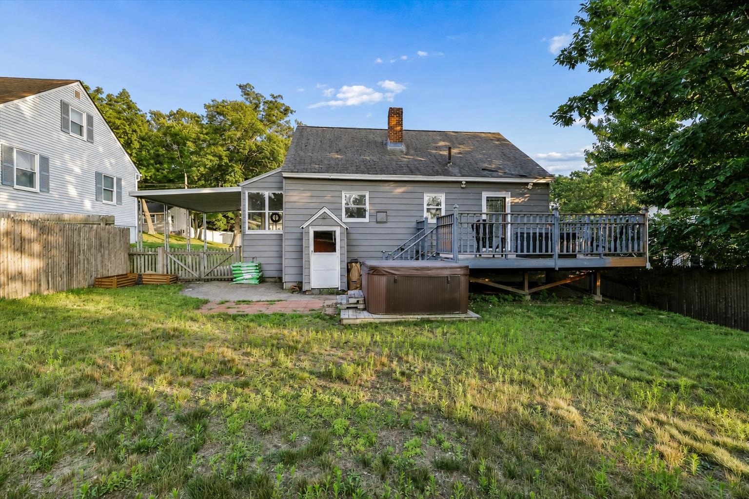main property photo 37
