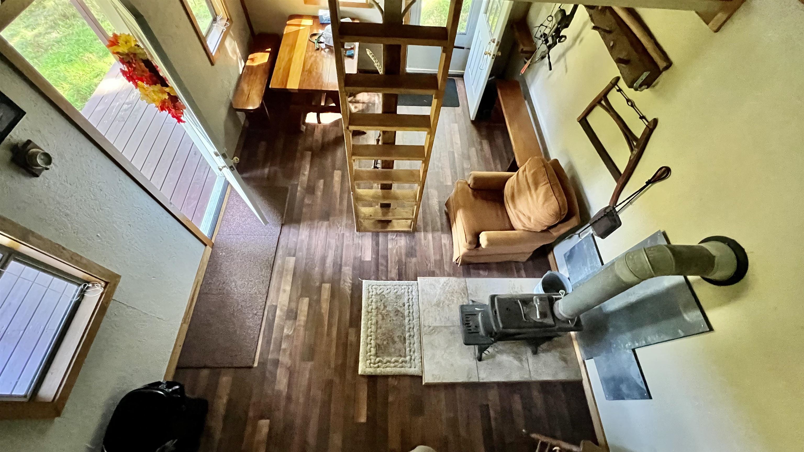 main property photo 20