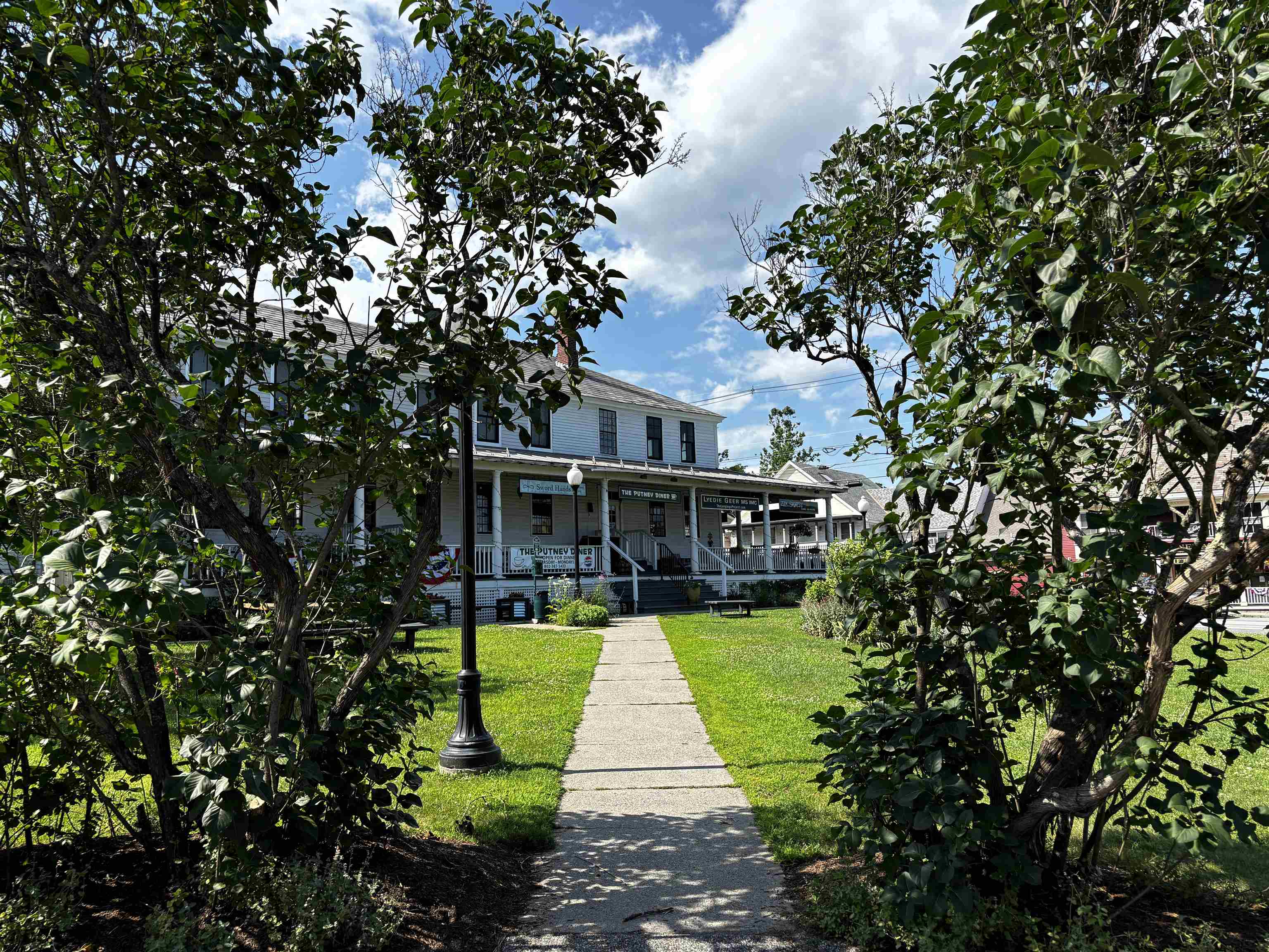 main property photo 20