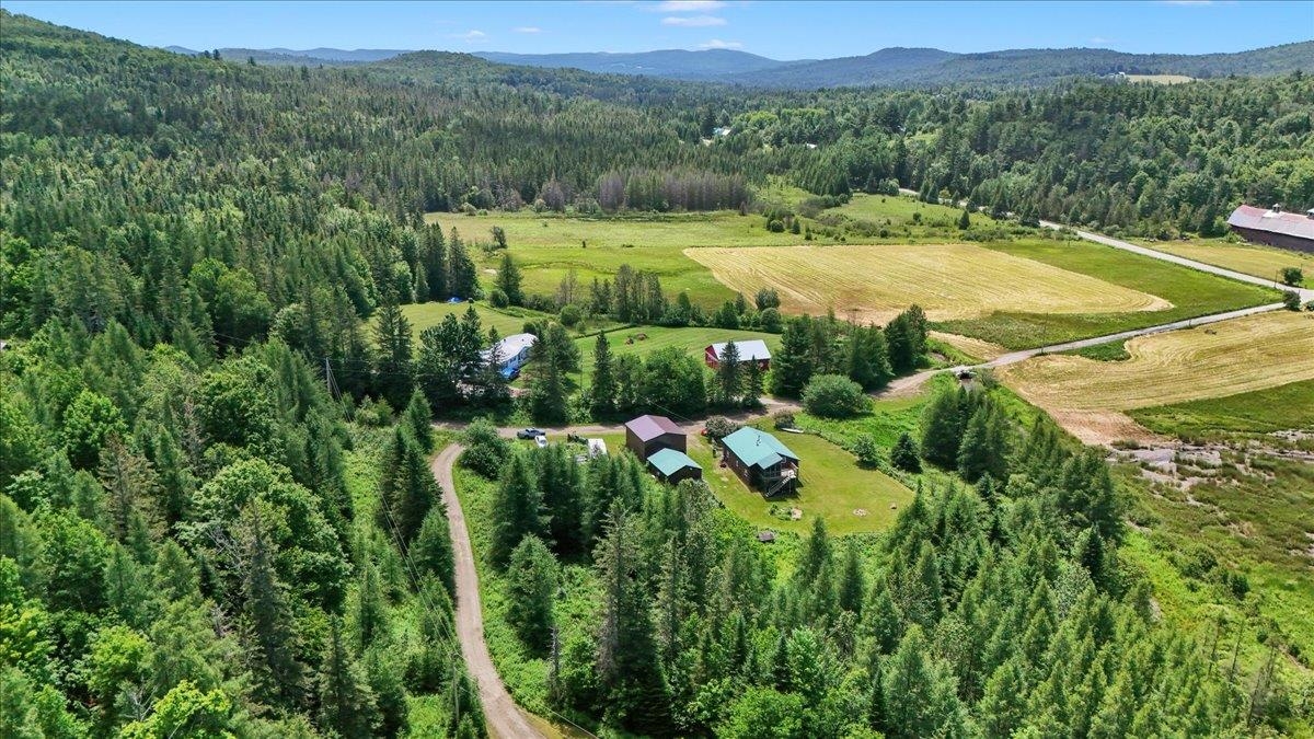 main property photo 41