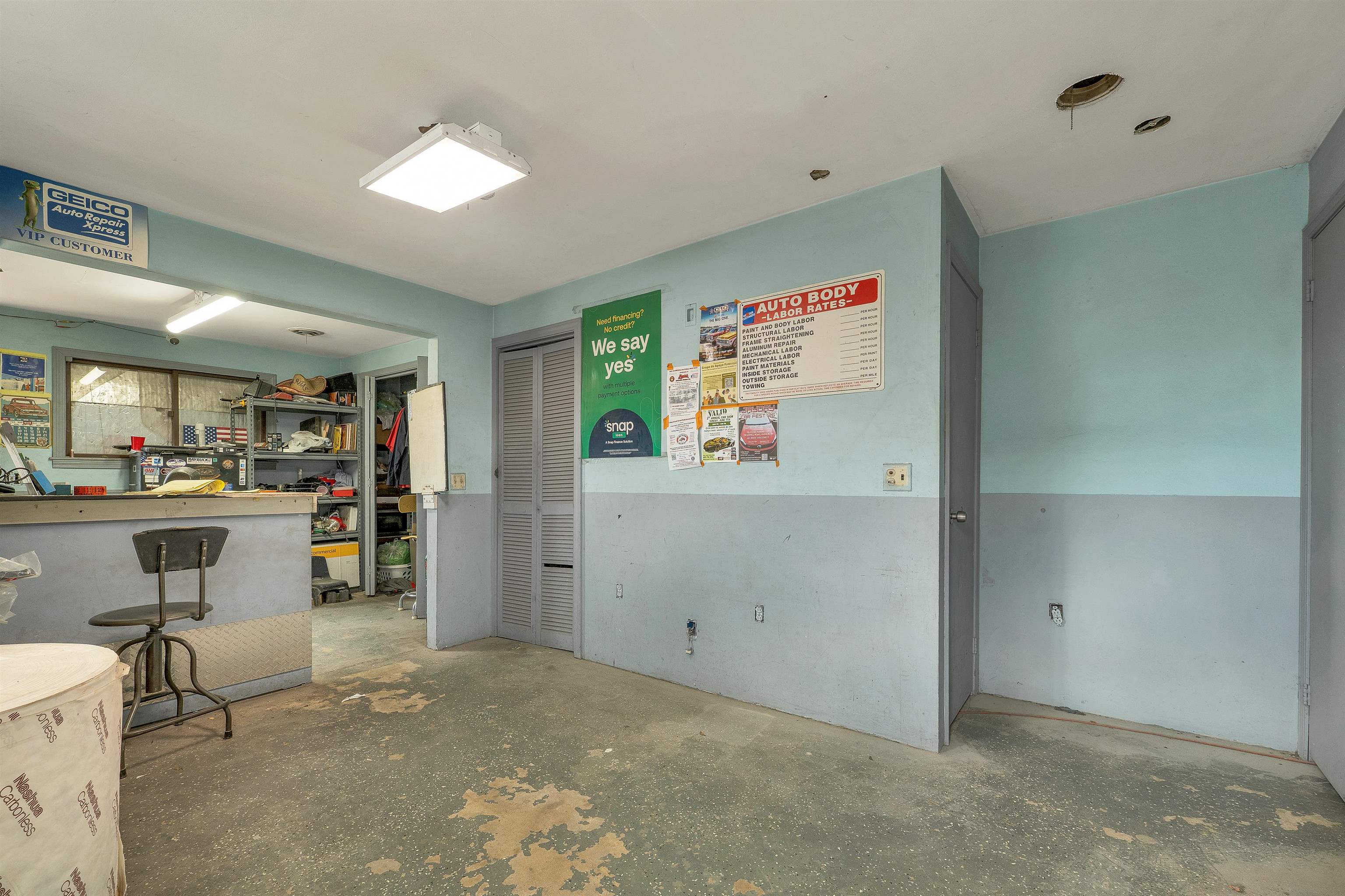 main property photo 15