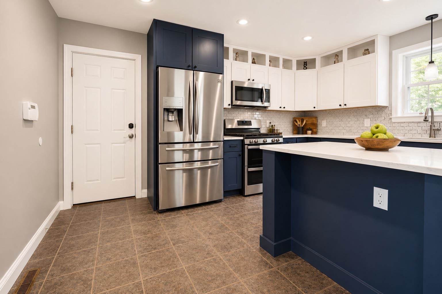 main property photo 7