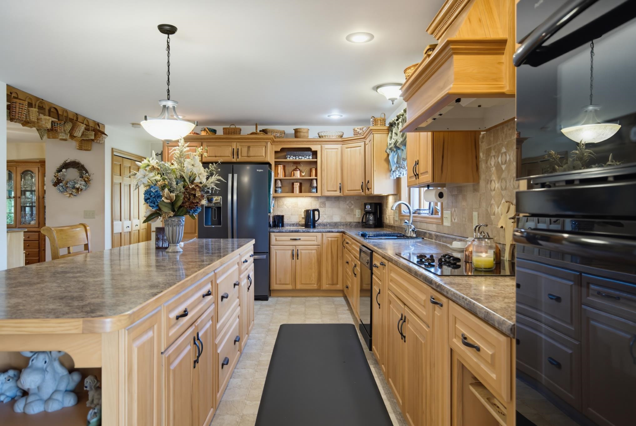 main property photo 19