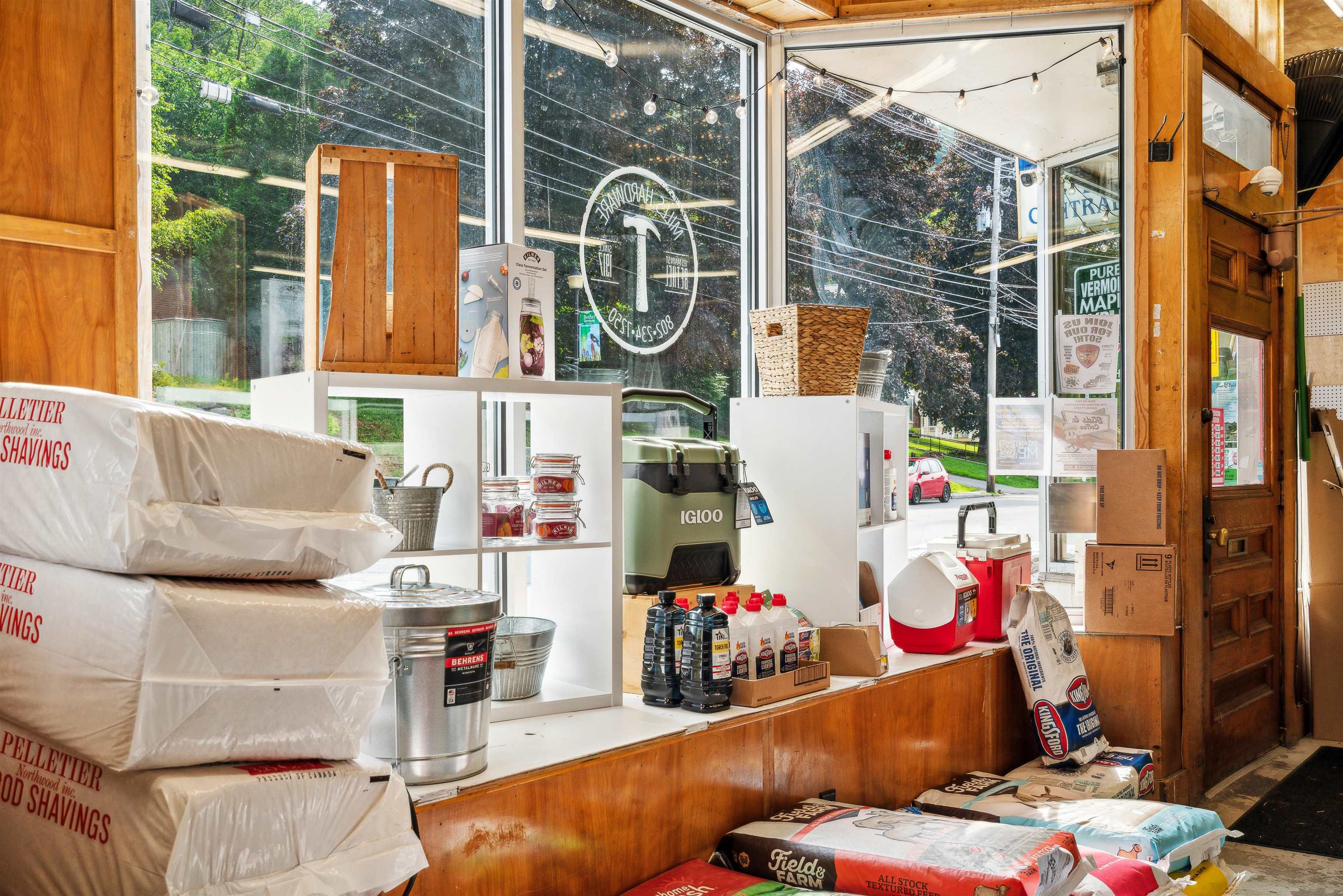main property photo 7