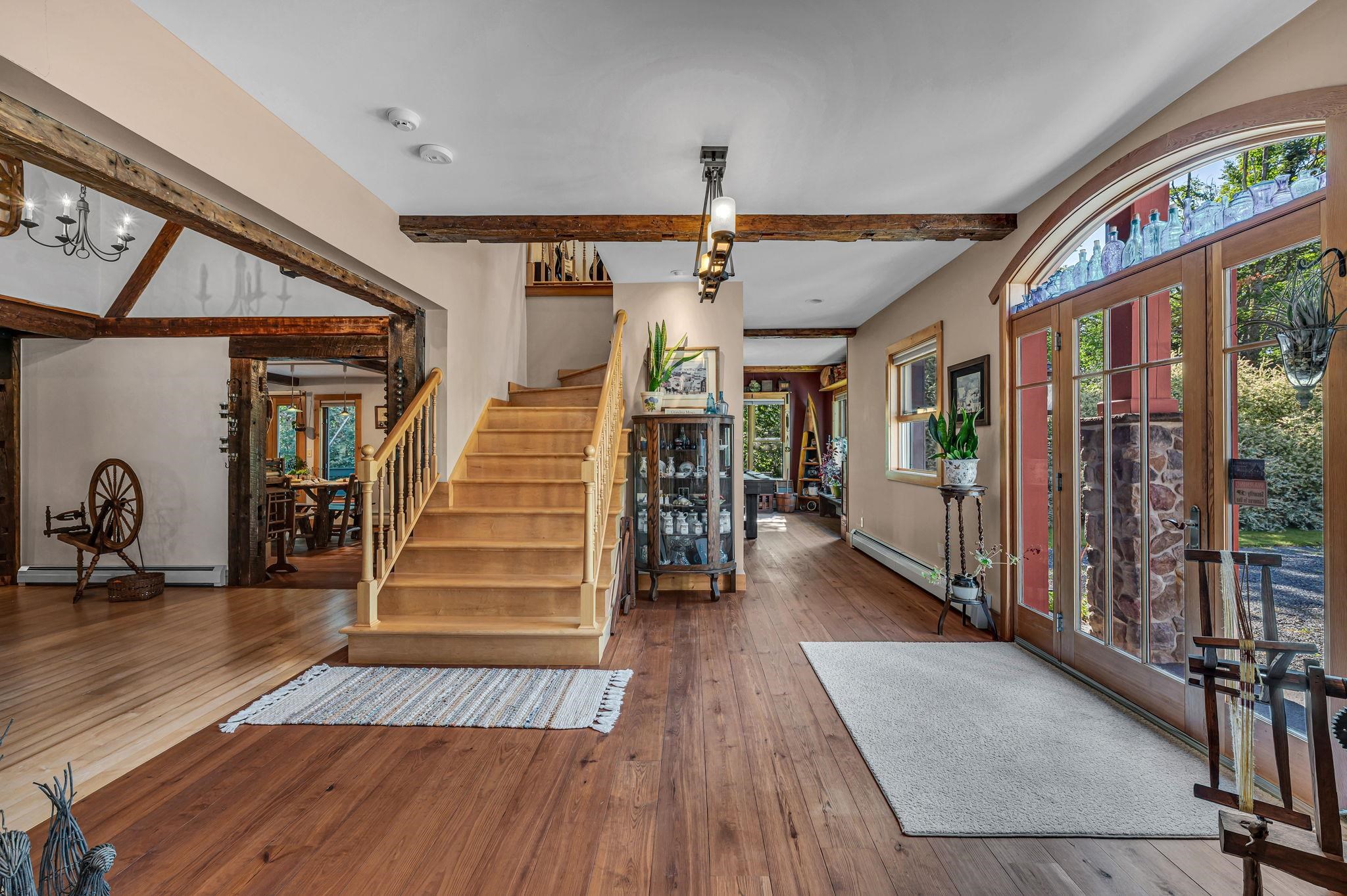 main property photo 19
