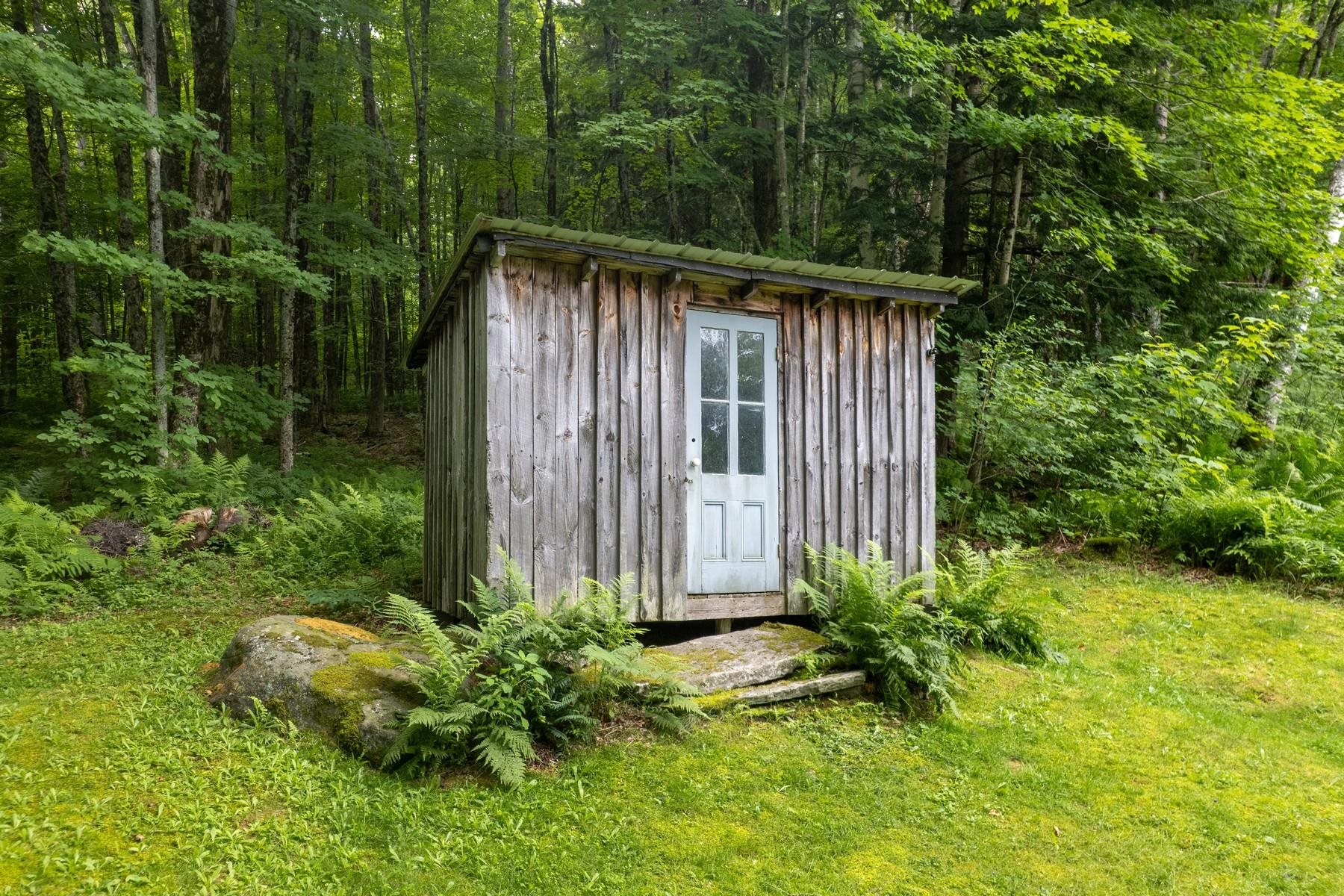 main property photo 36