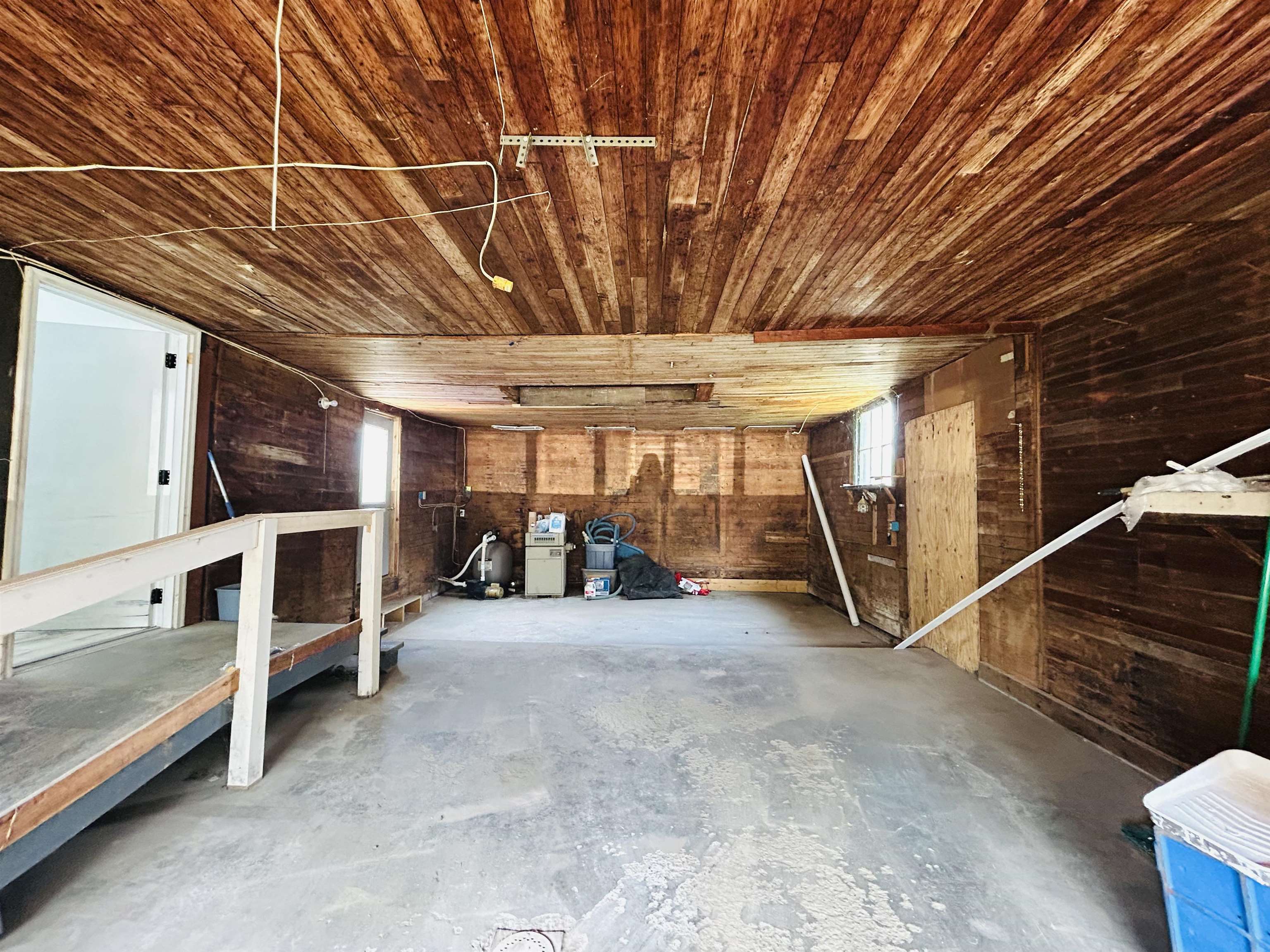 main property photo 58