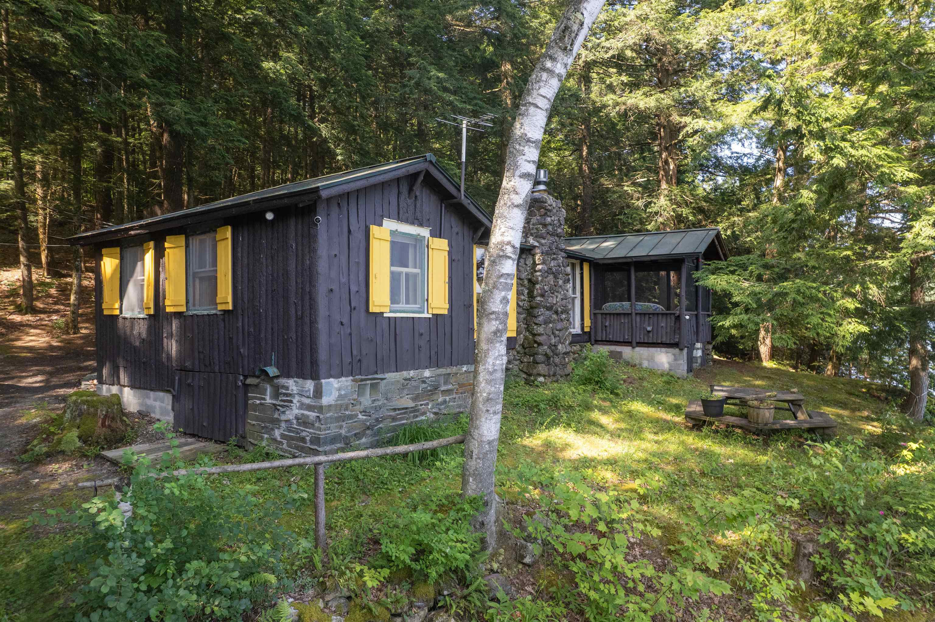 main property photo 37