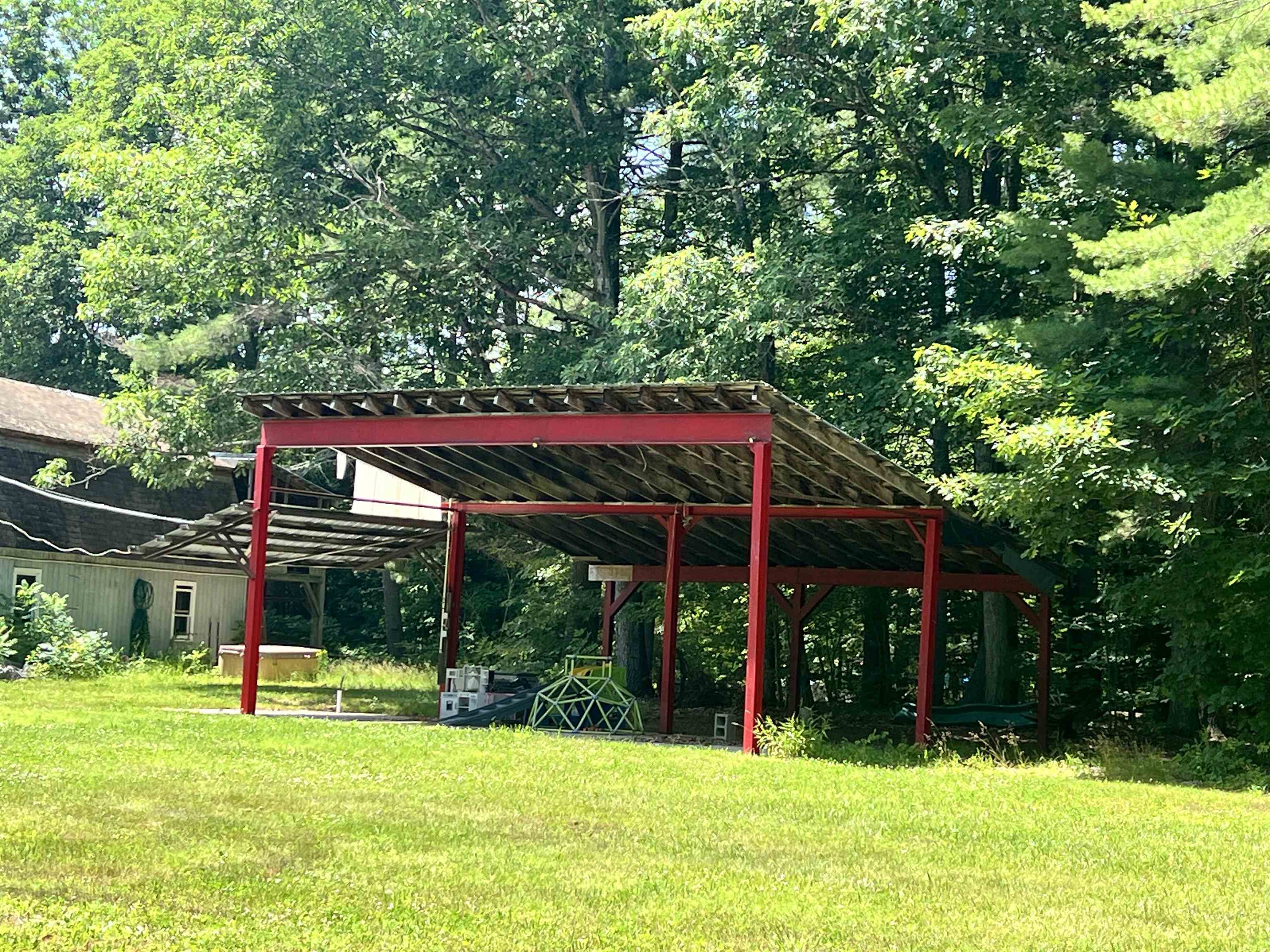 main property photo 22