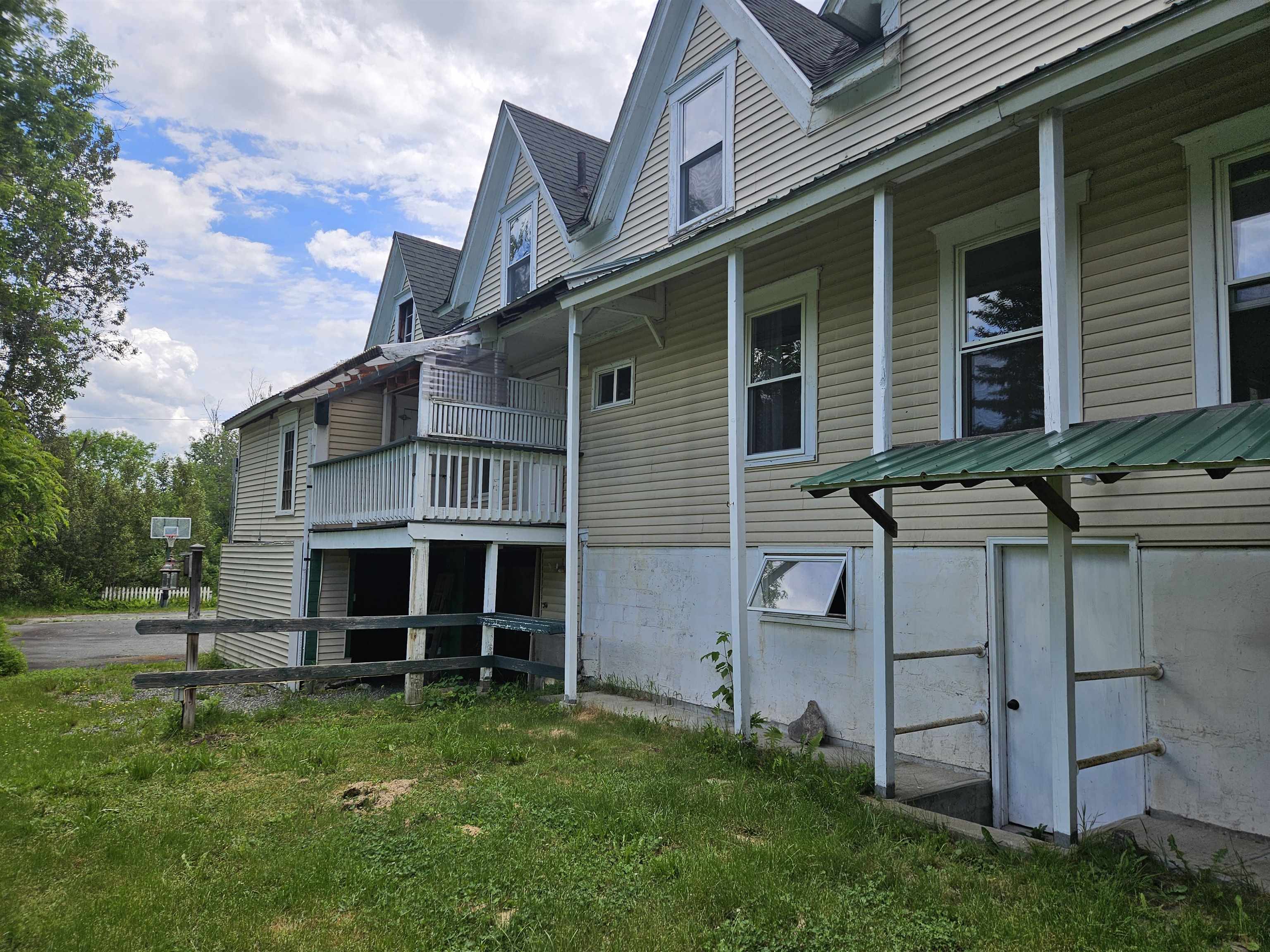 main property photo 49