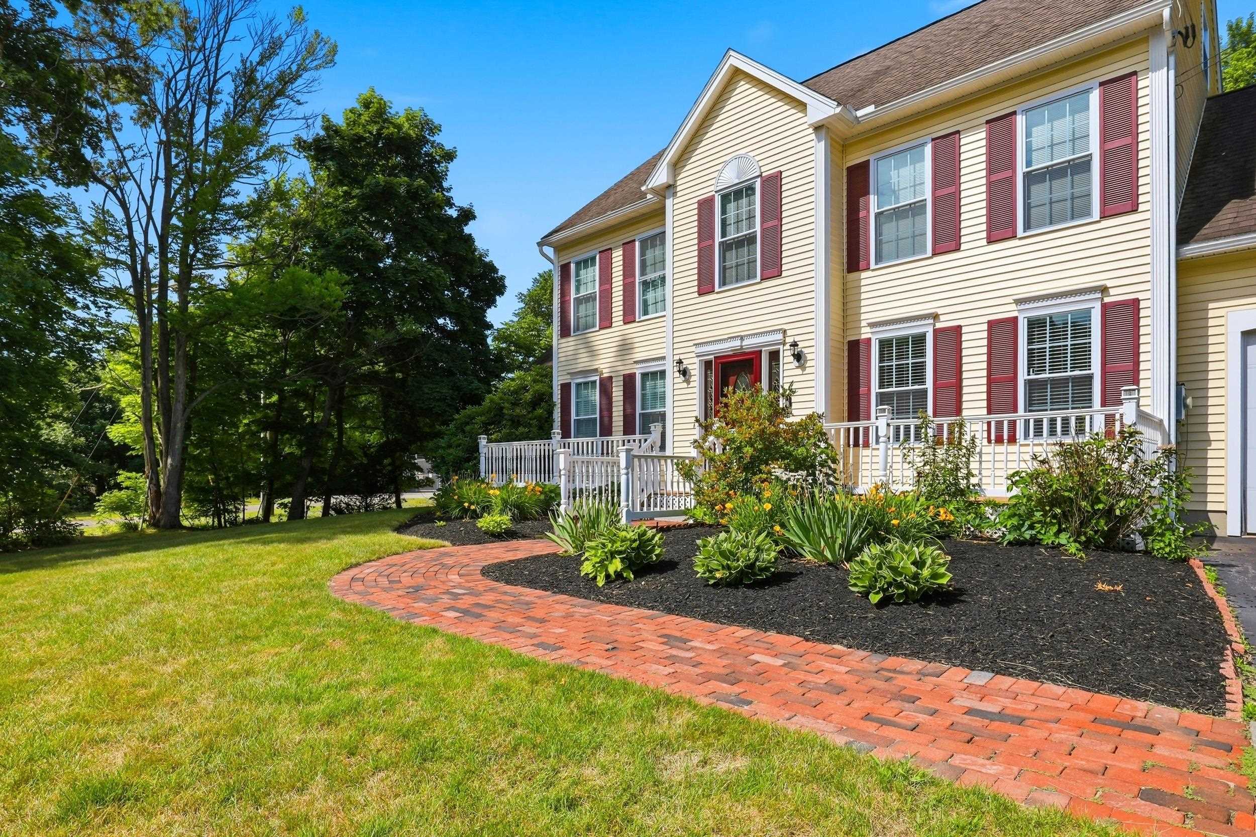 main property photo 5