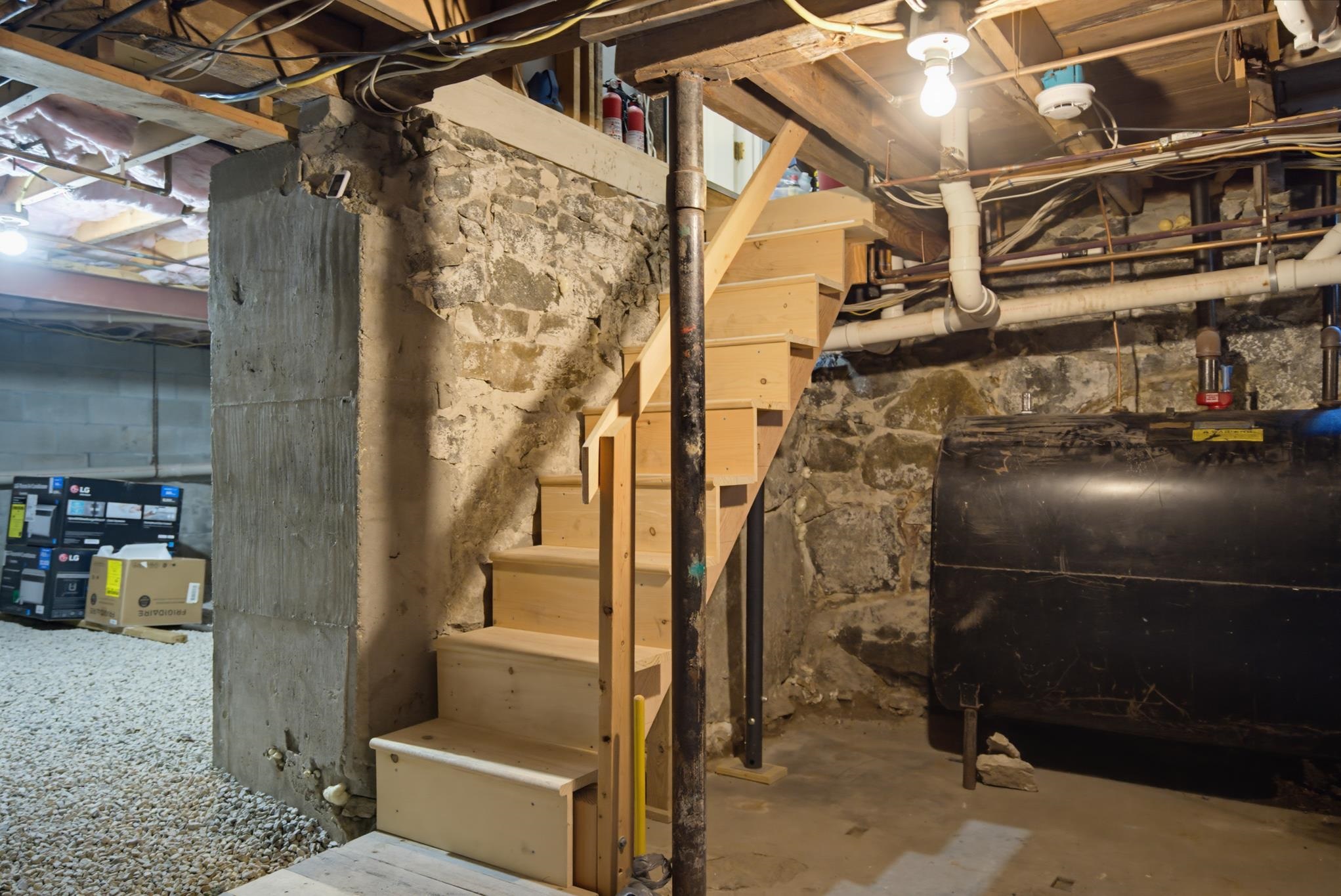 main property photo 29