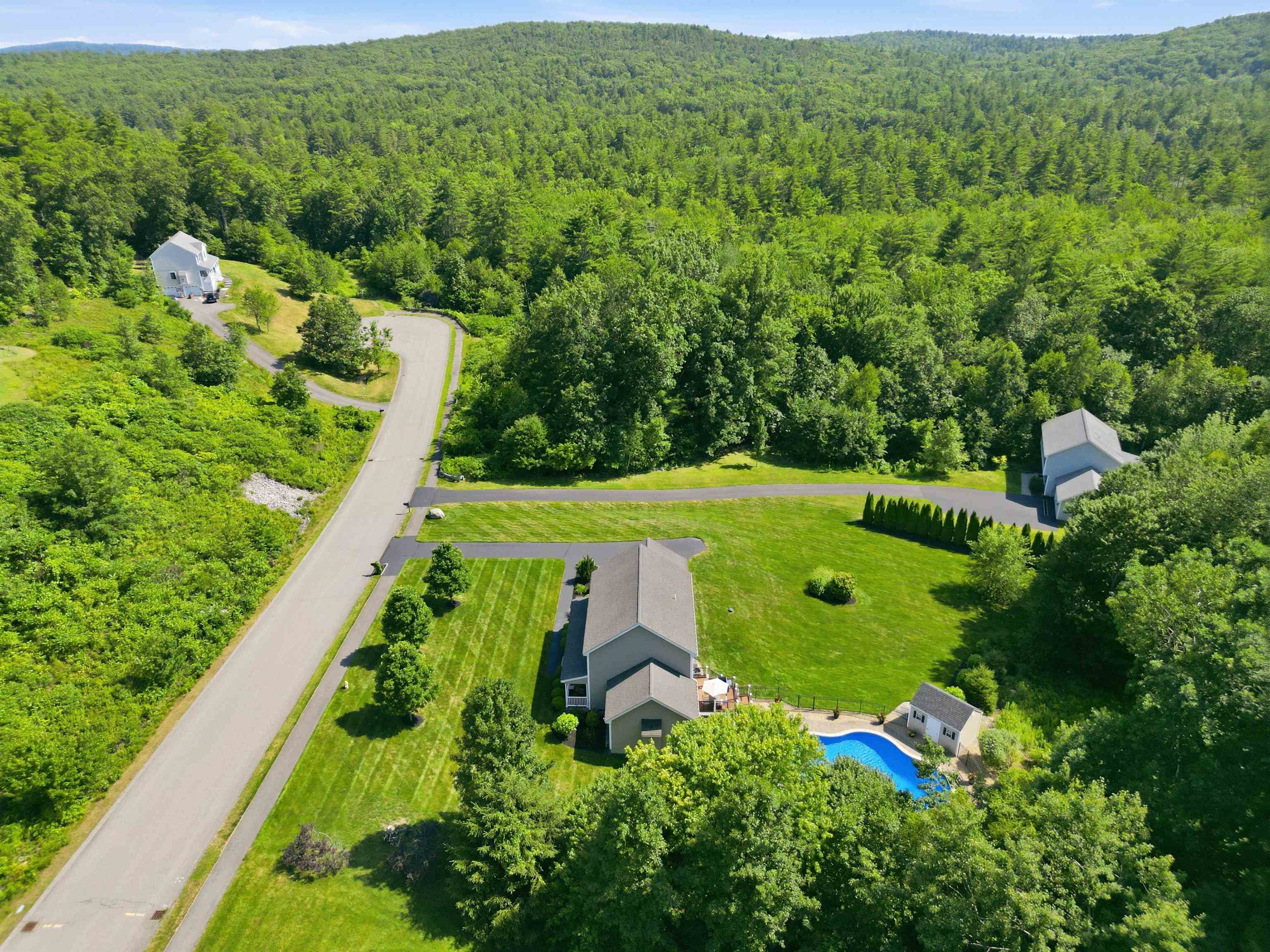 main property photo 44