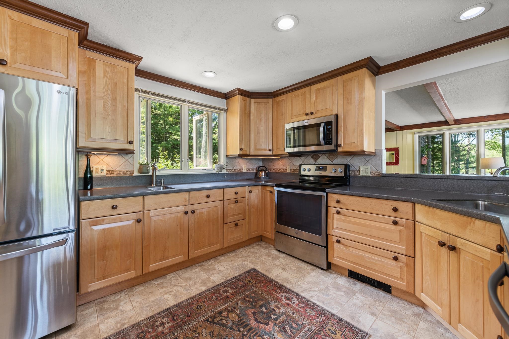 main property photo 15
