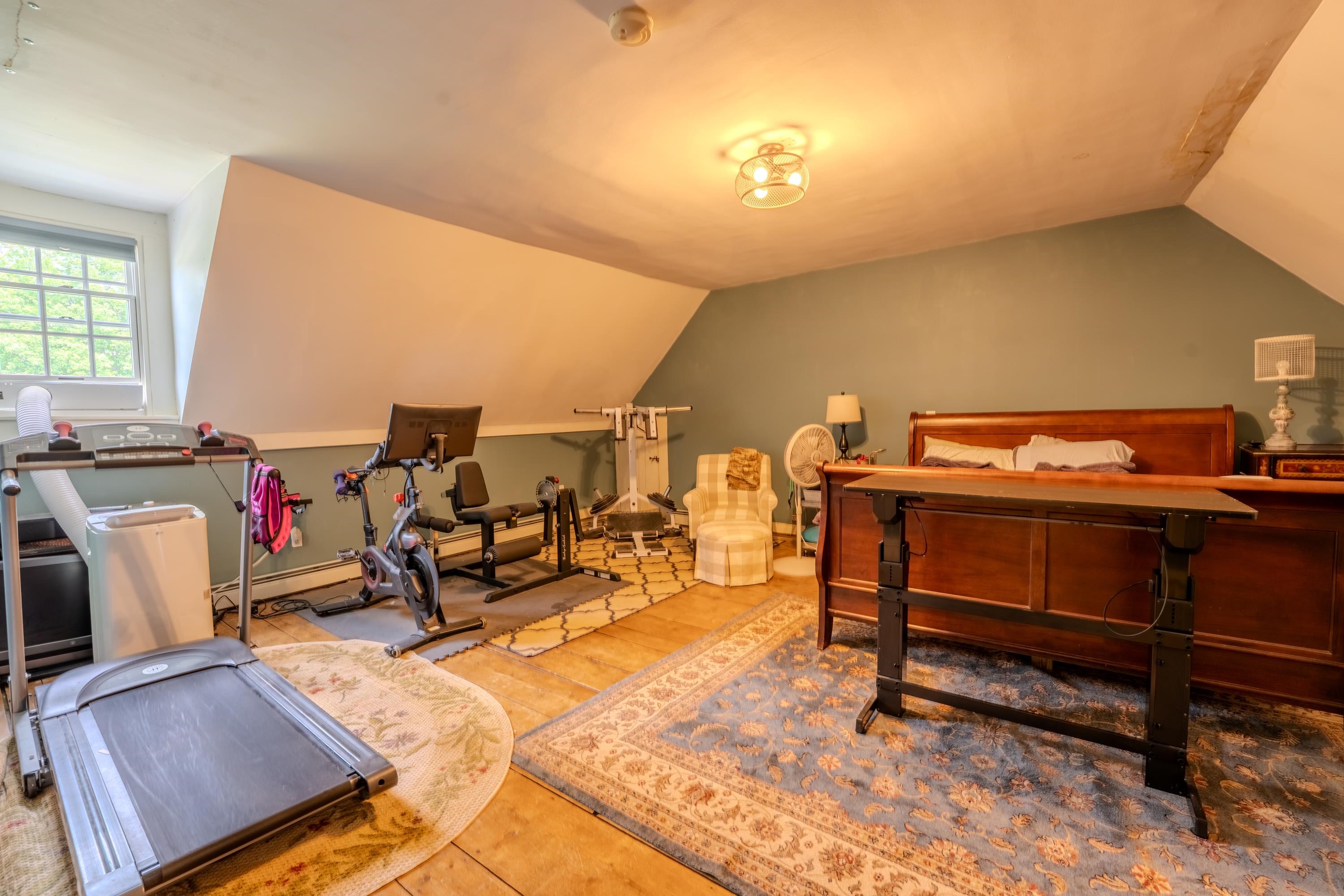 main property photo 50