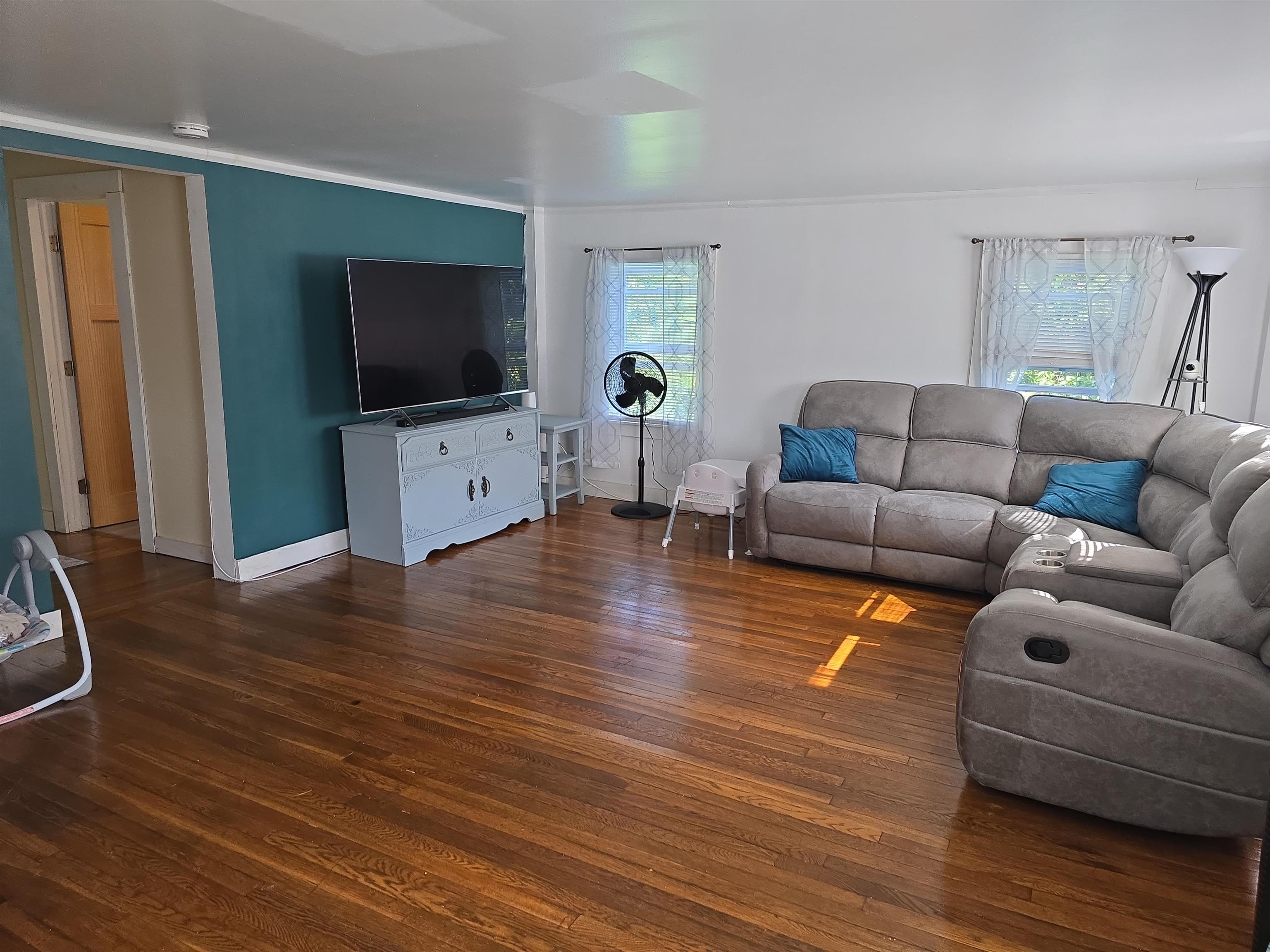 main property photo 12