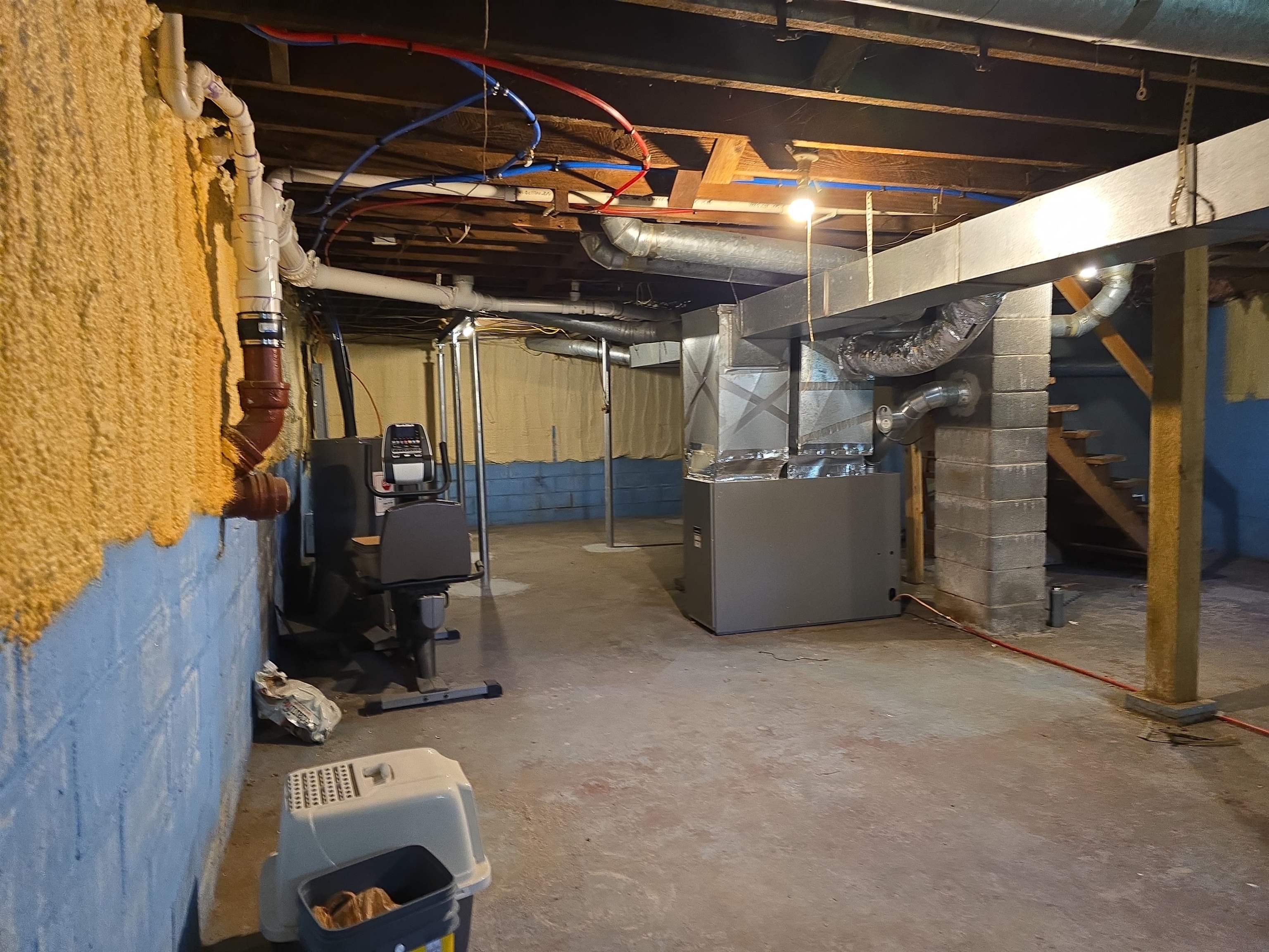 main property photo 23