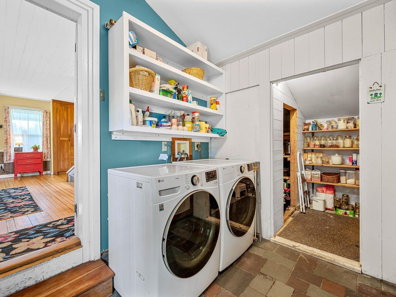 main property photo 24