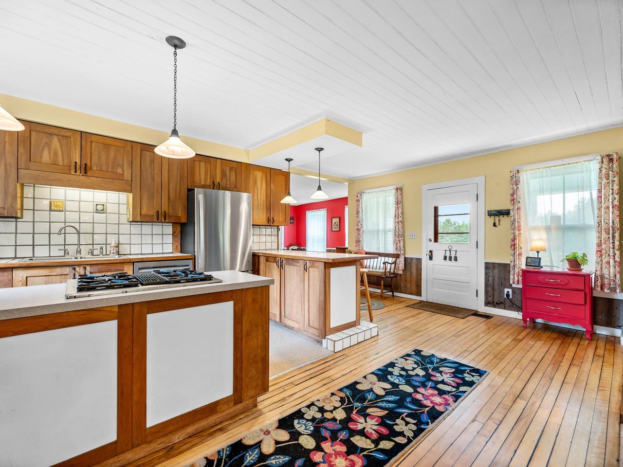 main property photo 4