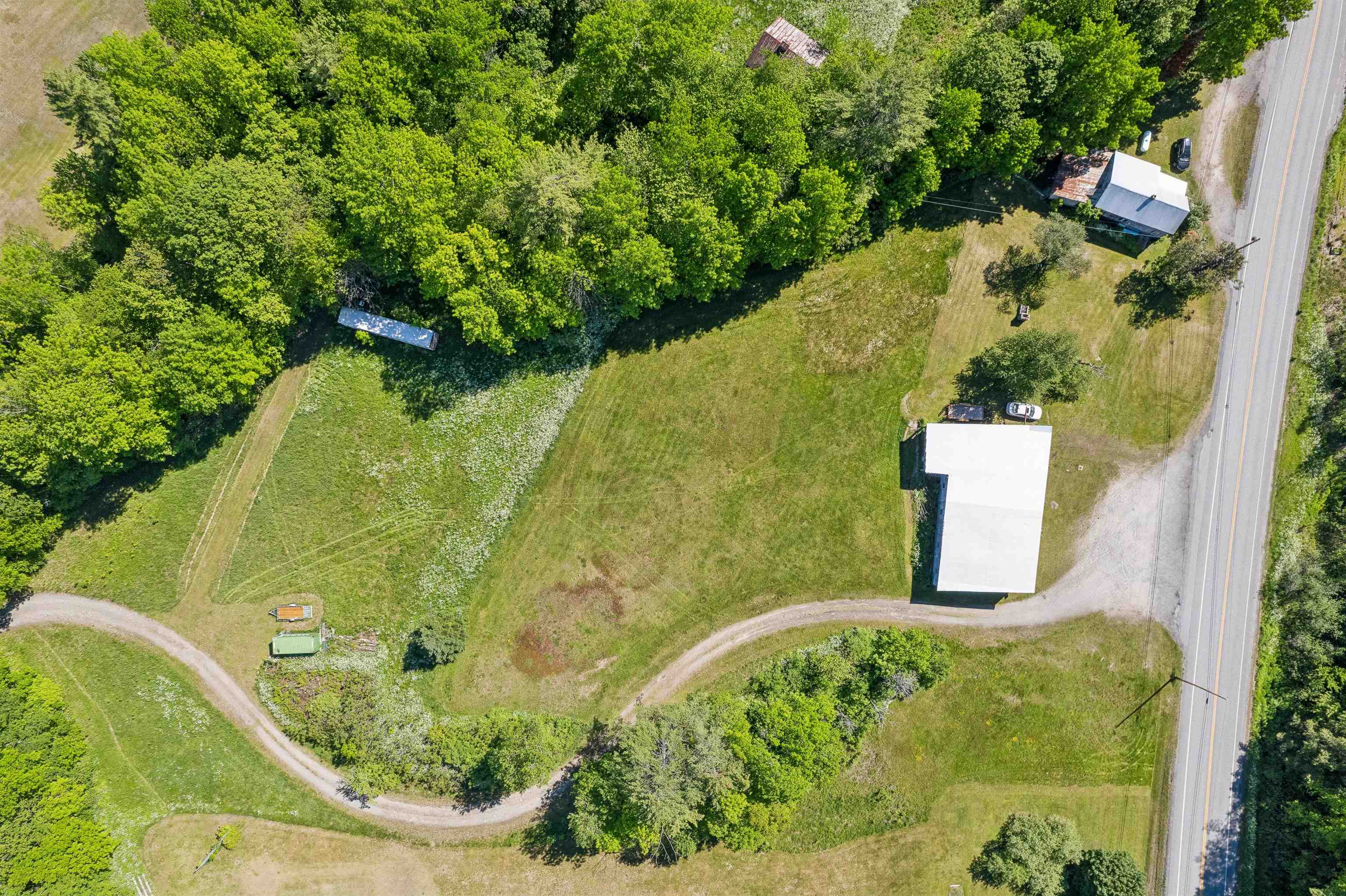 main property photo 12