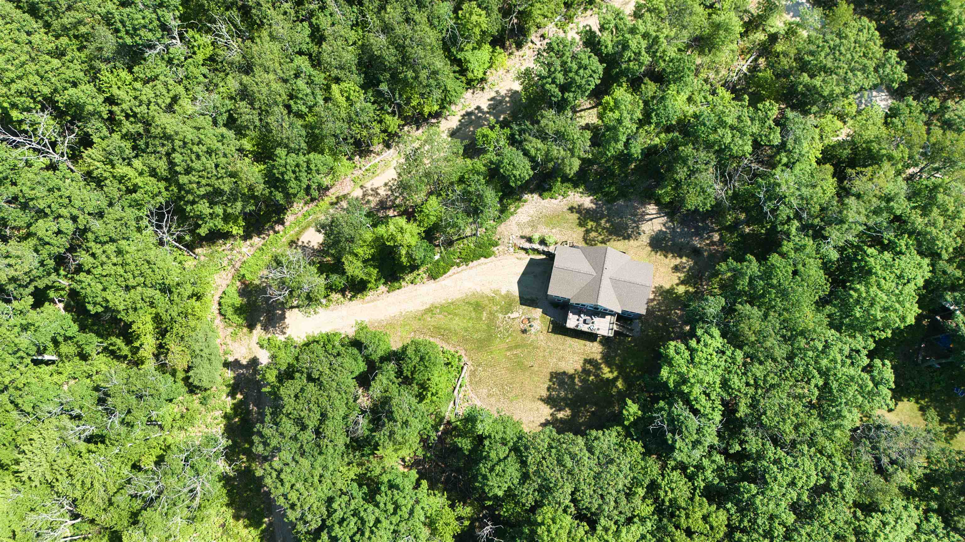 main property photo 45