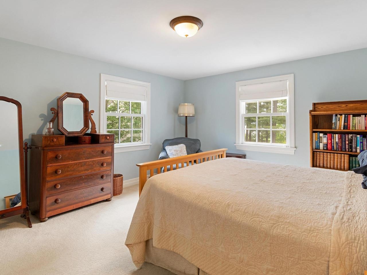 main property photo 45
